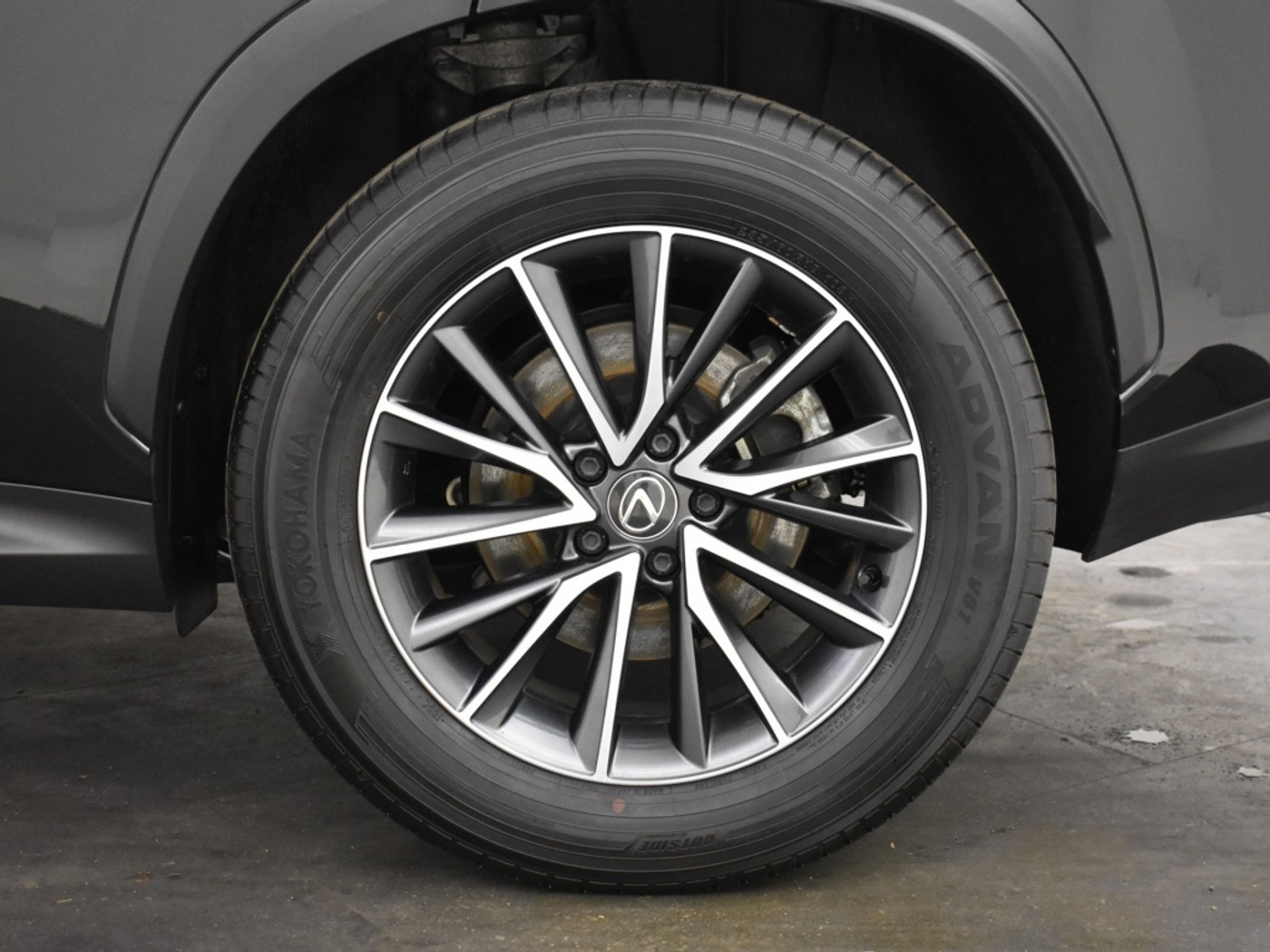 Foto van Lexus Lexus Nx450h+
