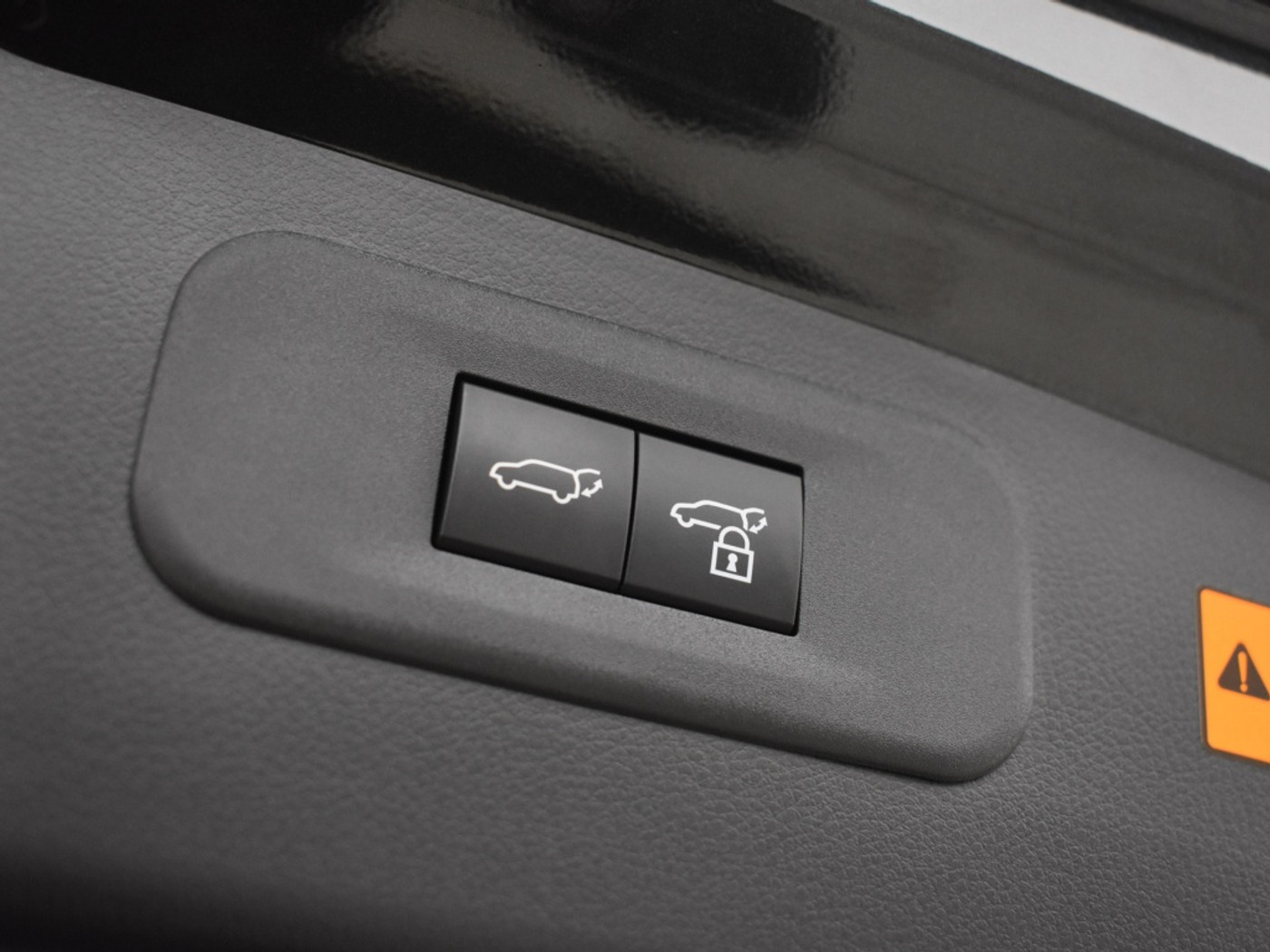 Foto van Lexus Lexus Nx450h+