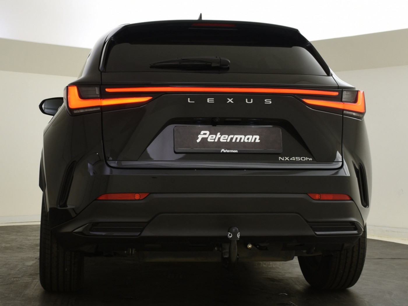 Foto van Lexus Lexus Nx450h+