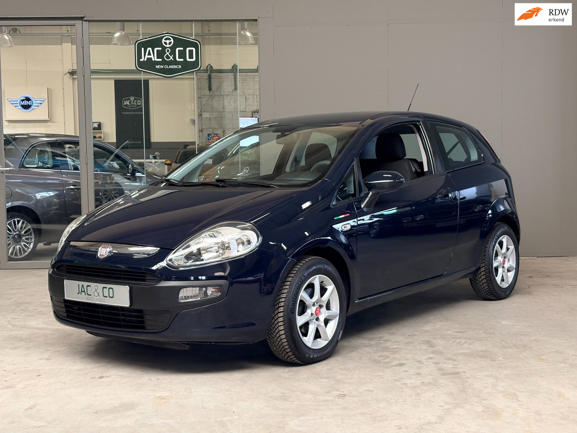 Fiat Punto Evo 1.4 Dynamic 60.000 km ! Navi 2011 - voorkant