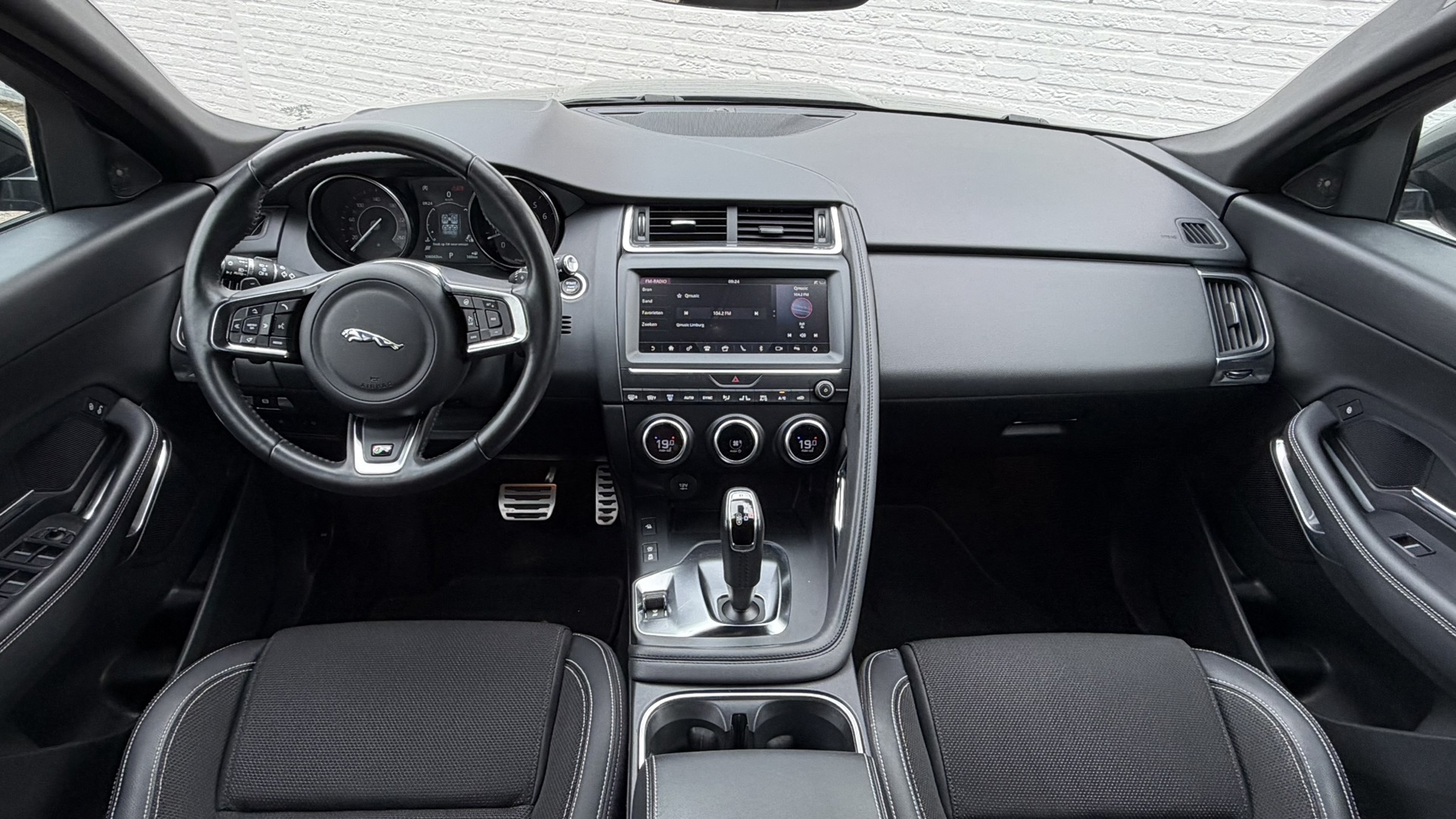 Foto van Jaguar Jaguar E-pace