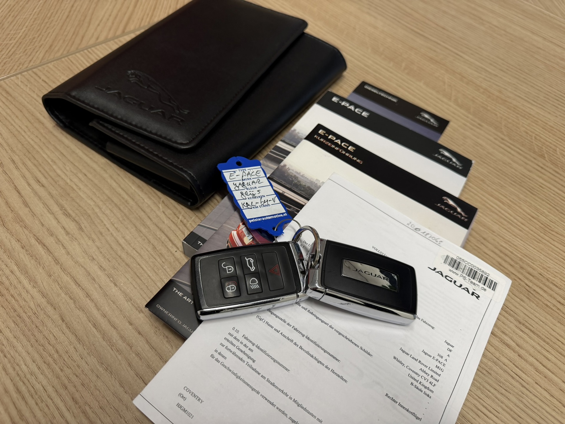 Foto van Jaguar Jaguar E-pace
