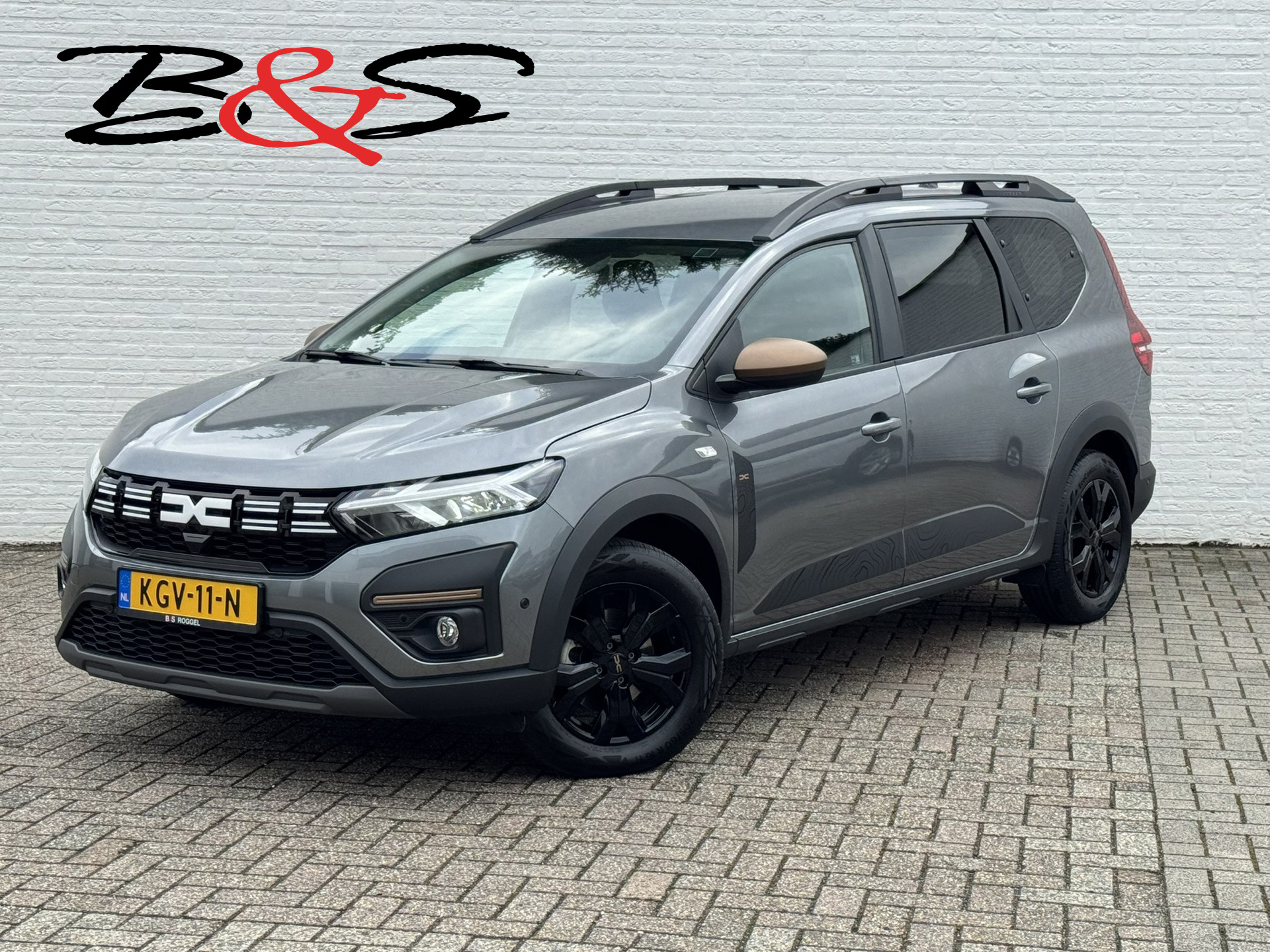 Dacia Jogger 1.6 Hybrid 140 Extreme 7p. Cruise Camera Naci Carplay Stoelverwarming Lane assist Clima Keyless 2025 - voorkant