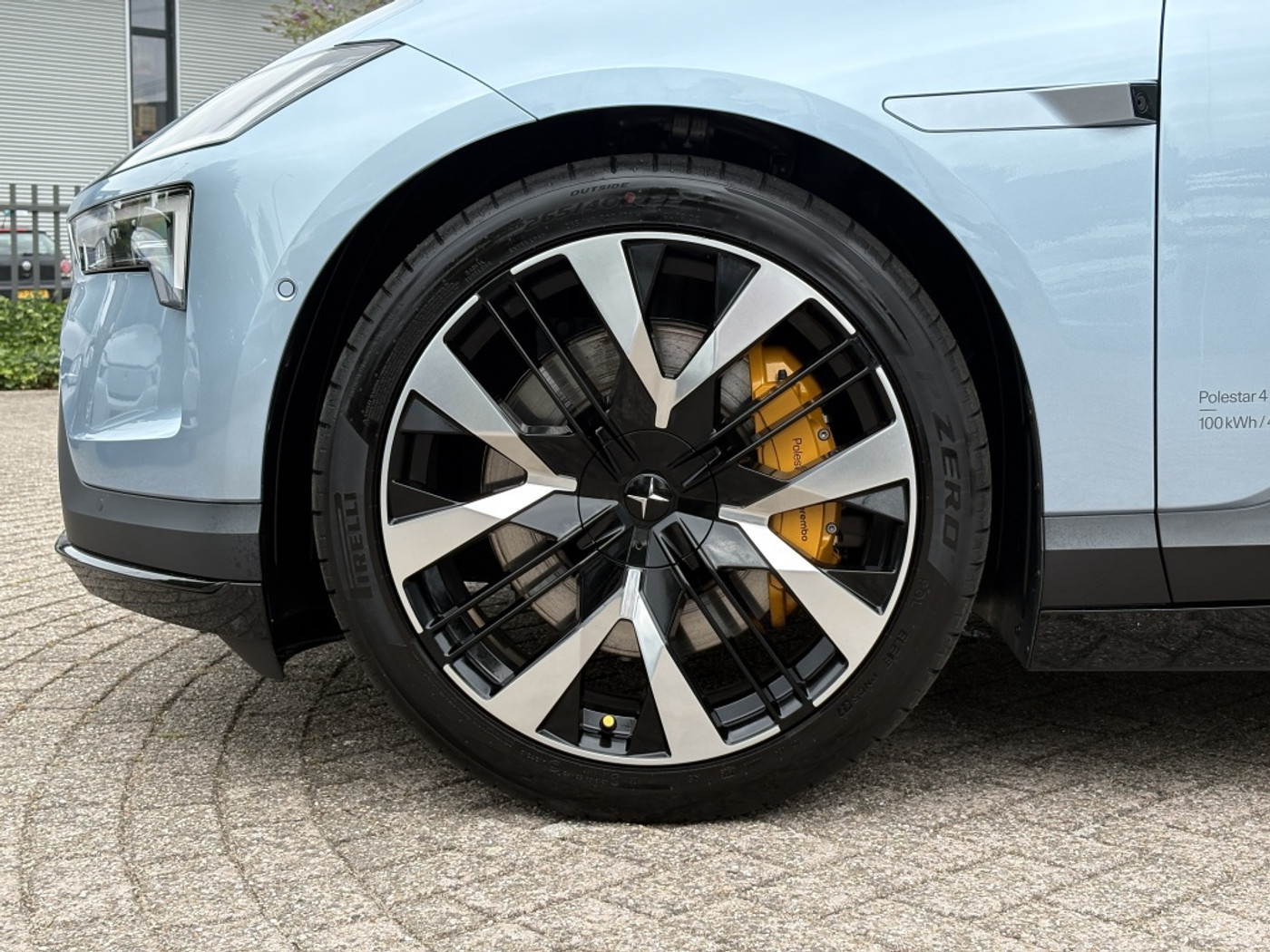 Foto van Polestar Polestar 4