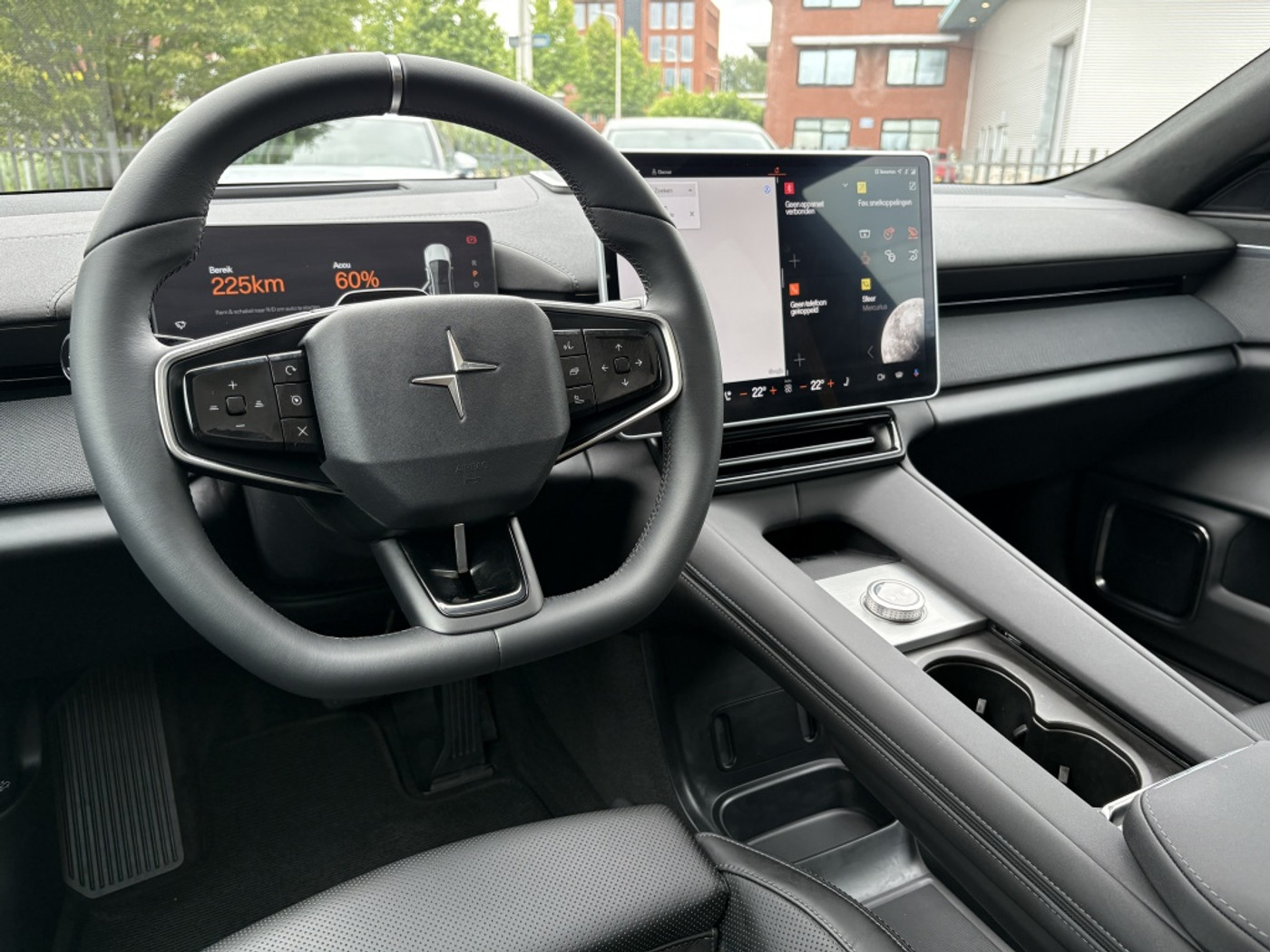 Foto van Polestar Polestar 4