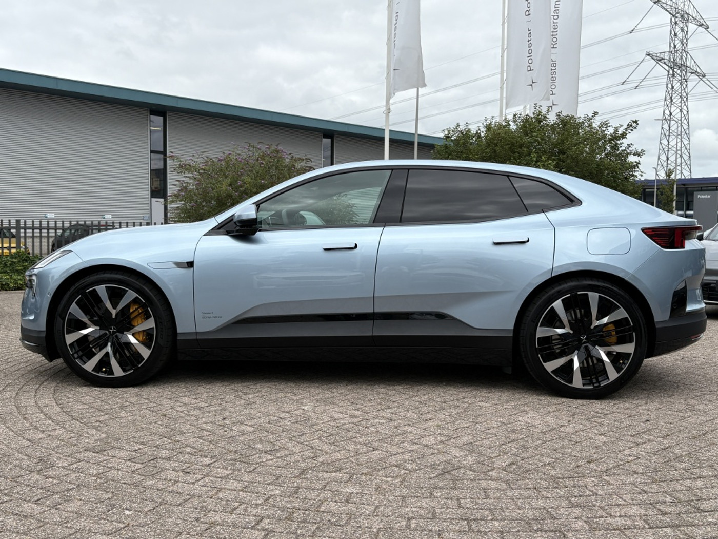 Foto van Polestar Polestar 4