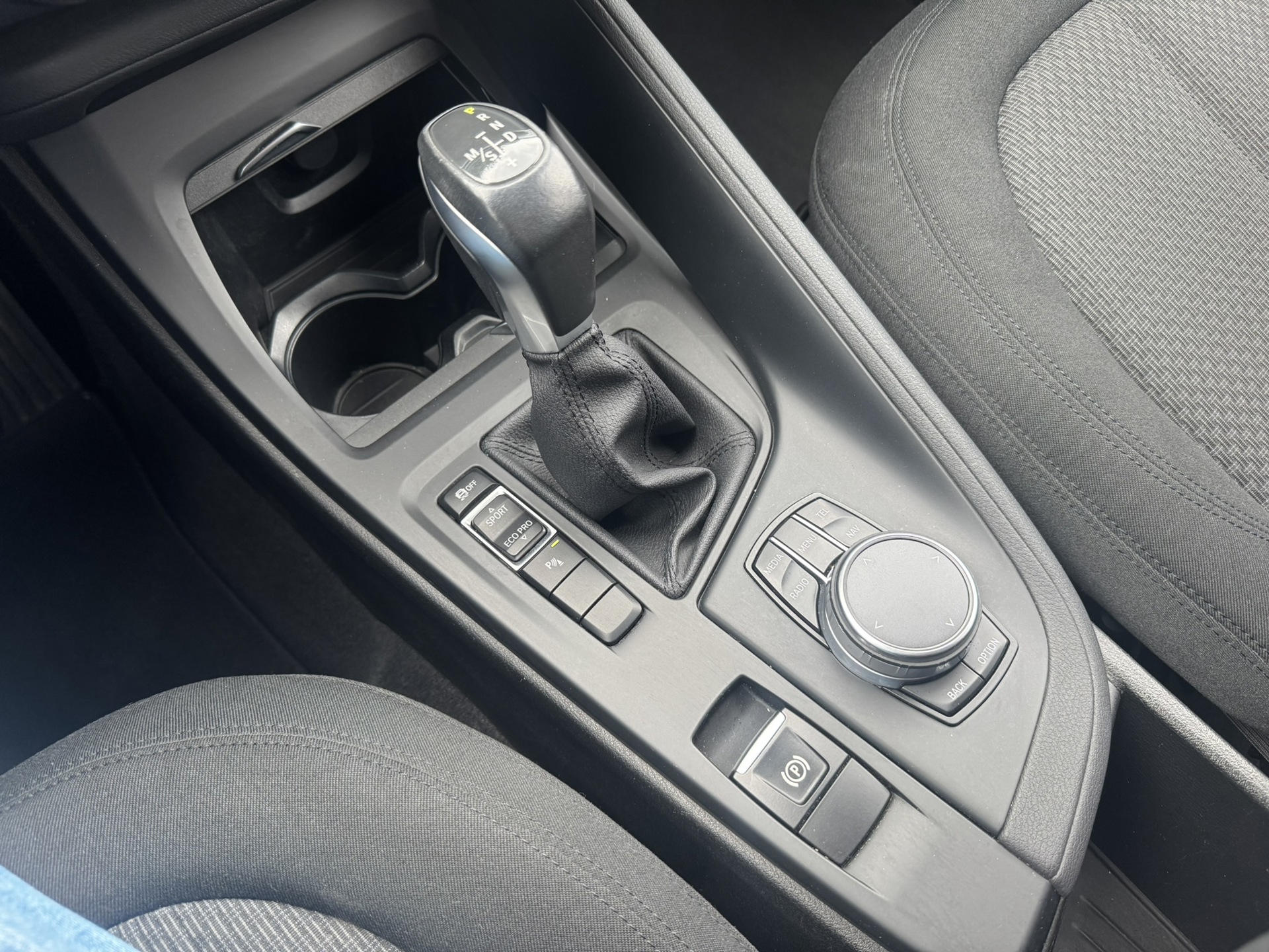 Foto van BMW X1 Sdrive18i
