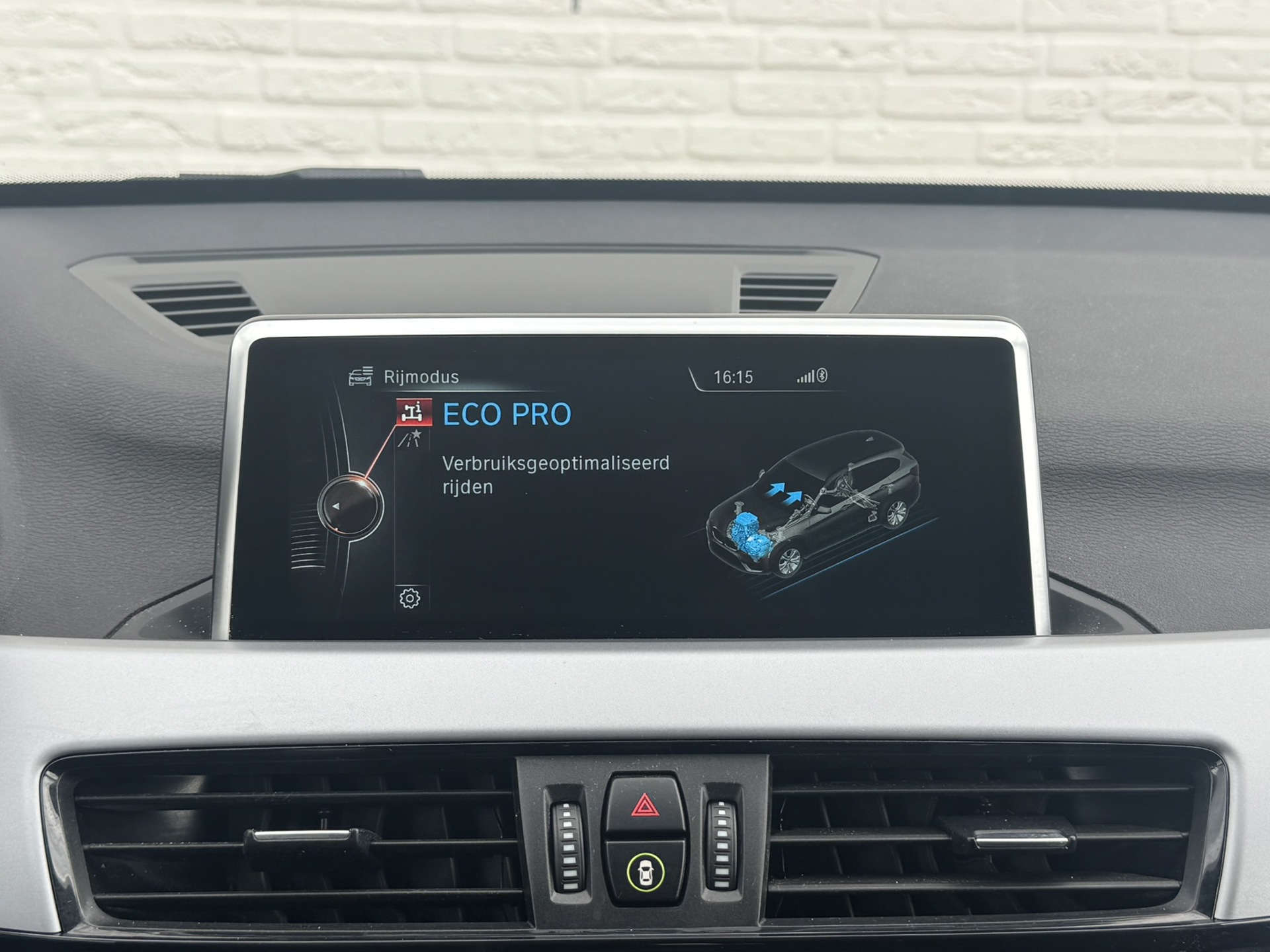 Foto van BMW X1 Sdrive18i