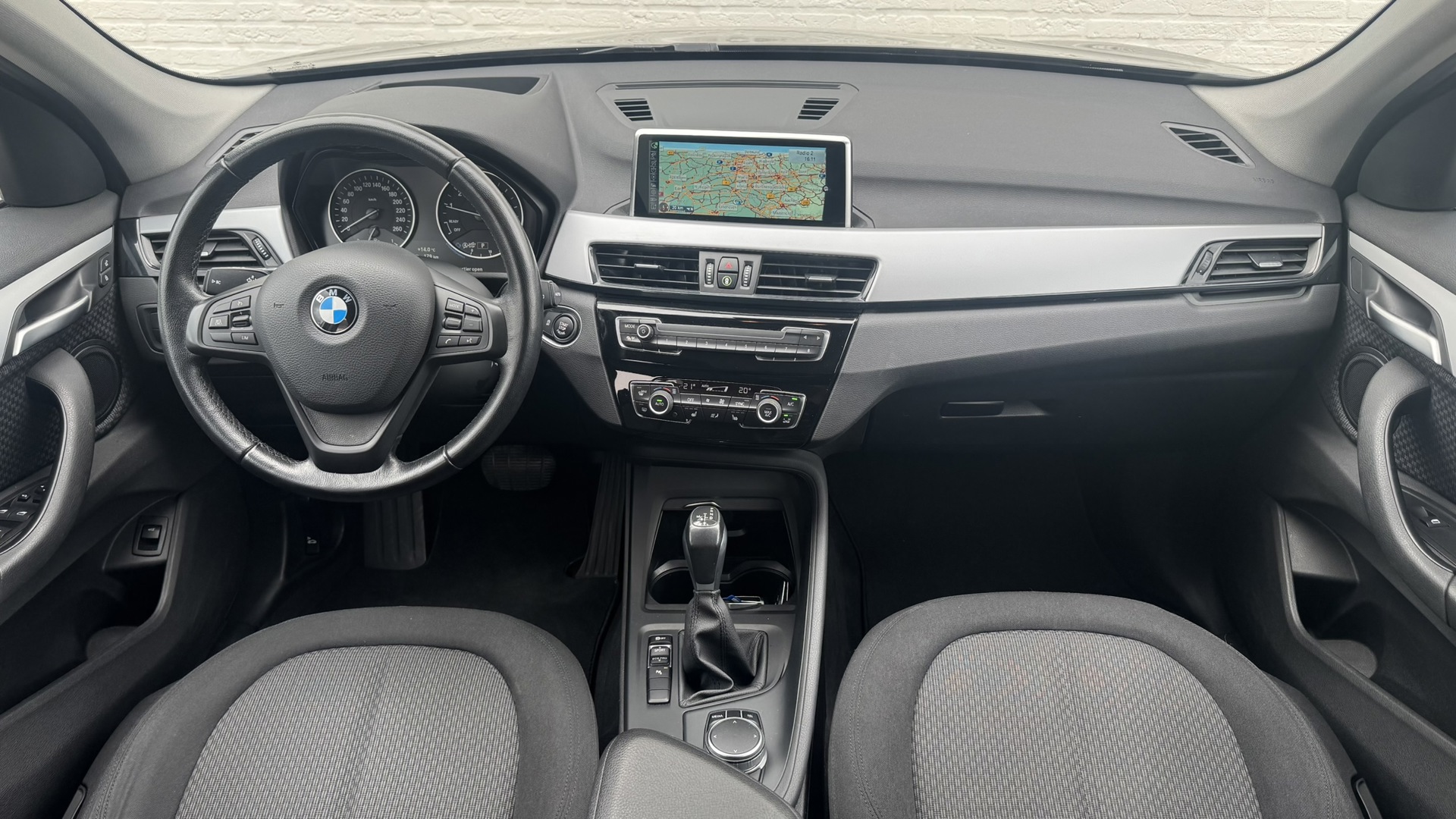 Foto van BMW X1 Sdrive18i