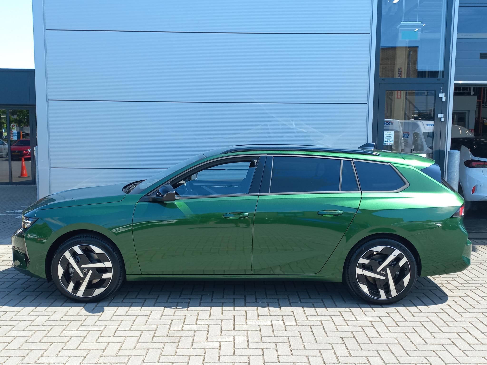 Foto van Opel Astra Sports Tourer