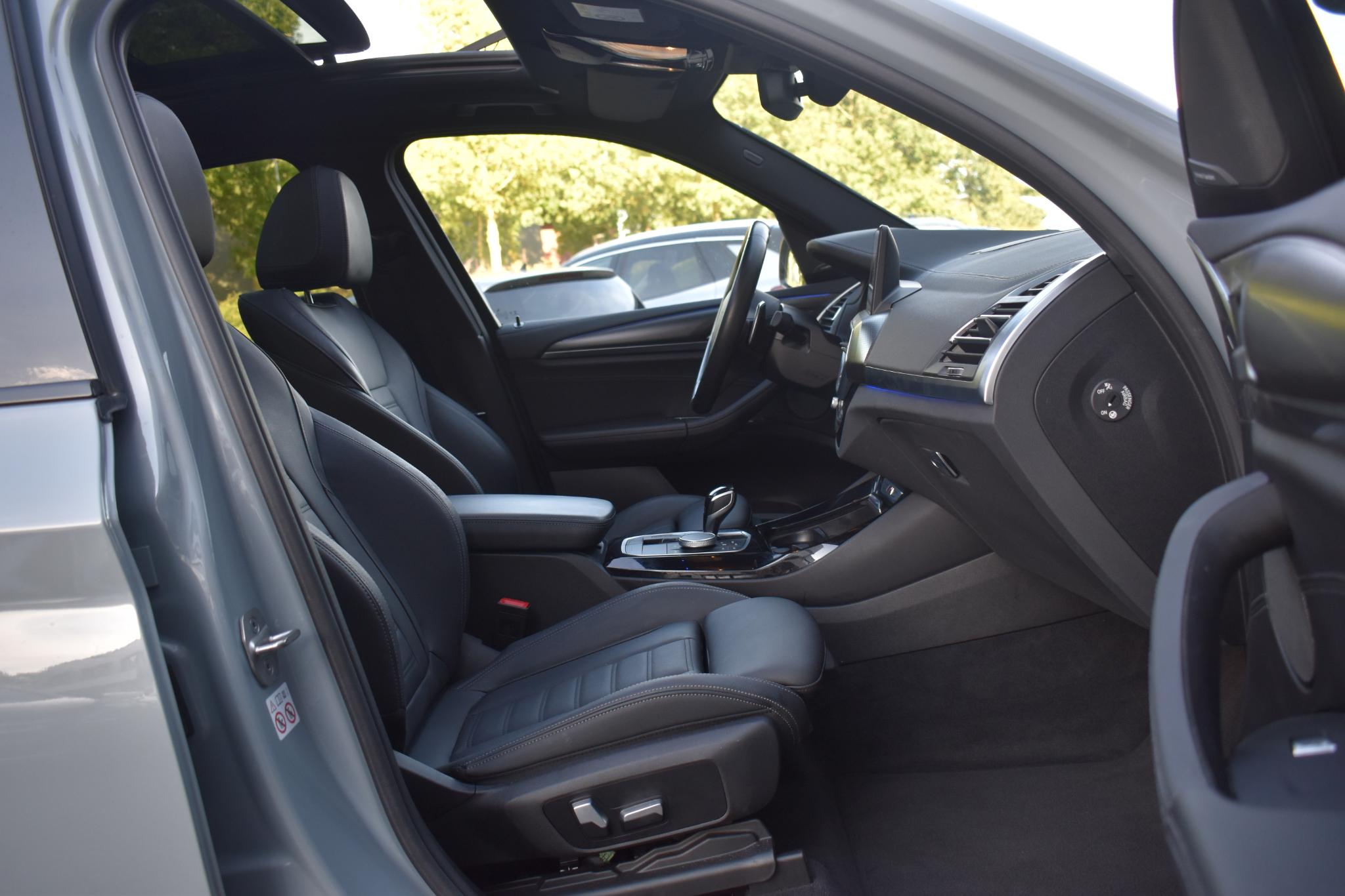 Foto van BMW X3 M40i