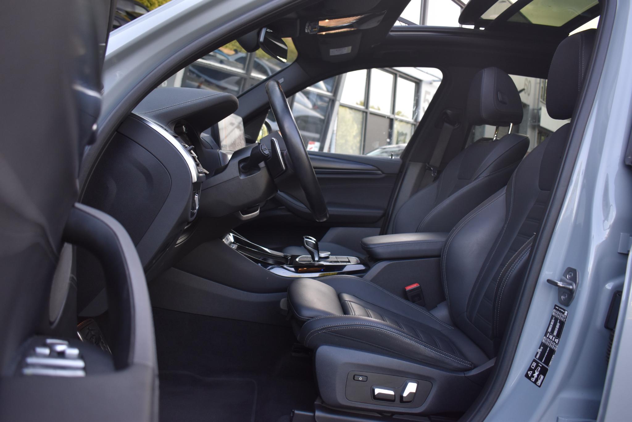 Foto van BMW X3 M40i