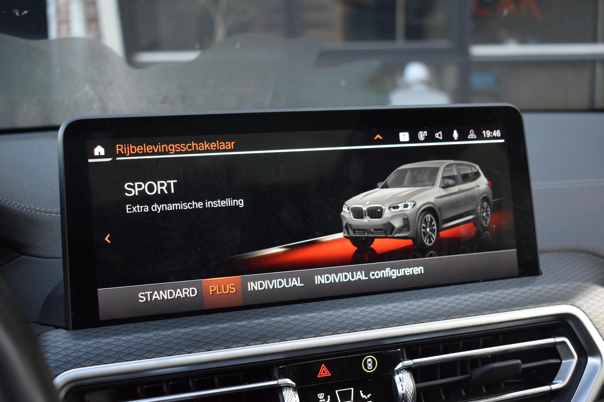 Foto van BMW X3 M40i