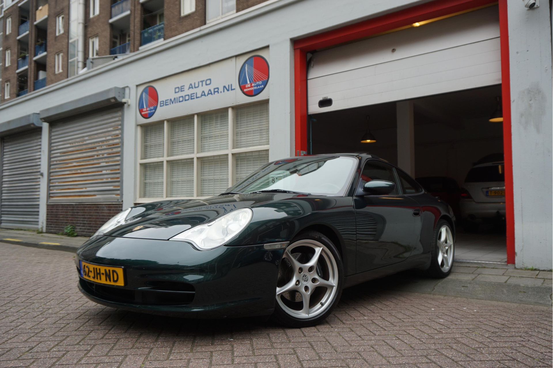 Foto van Porsche 911 Carrera