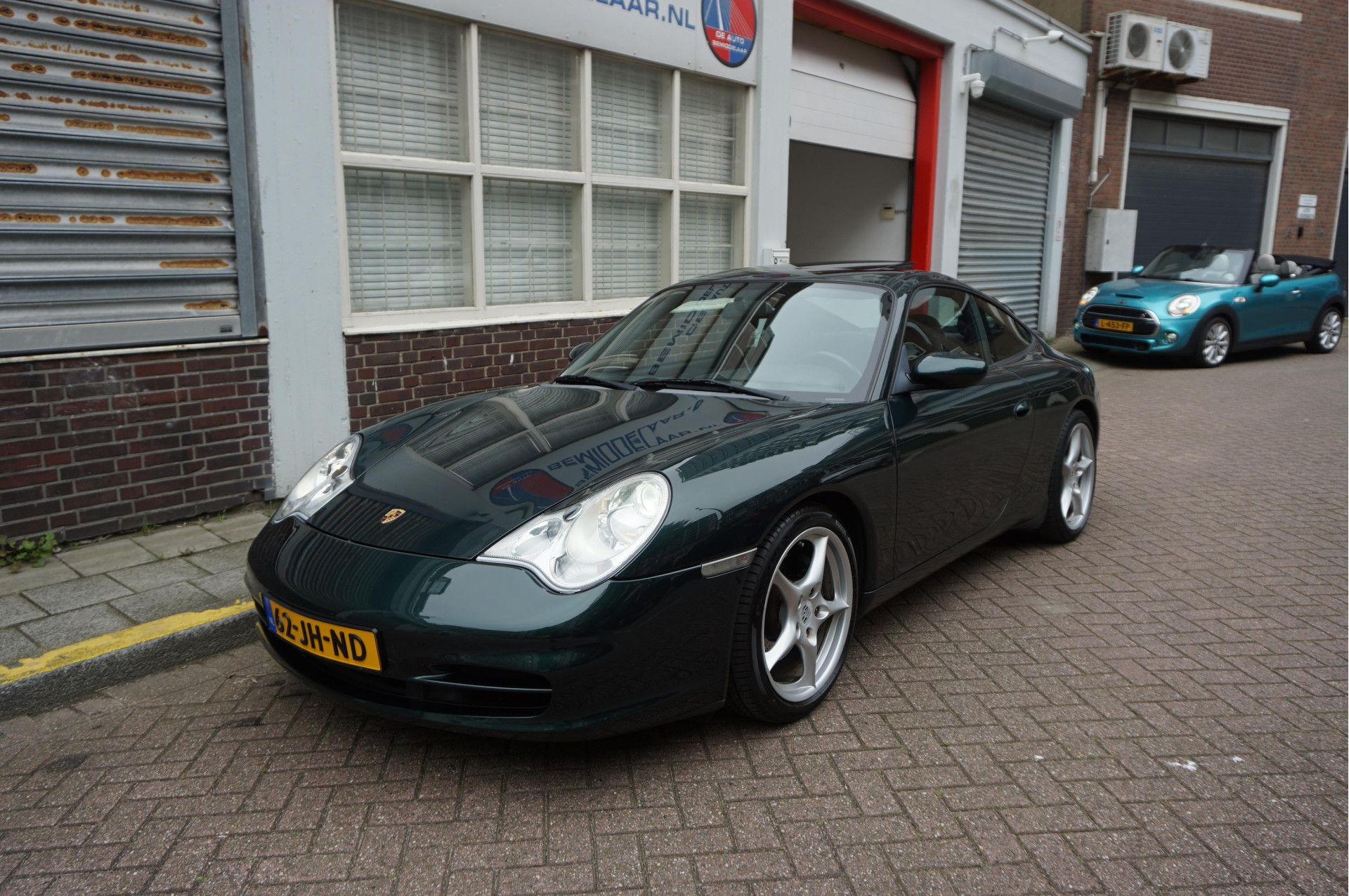 Foto van Porsche 911 Carrera