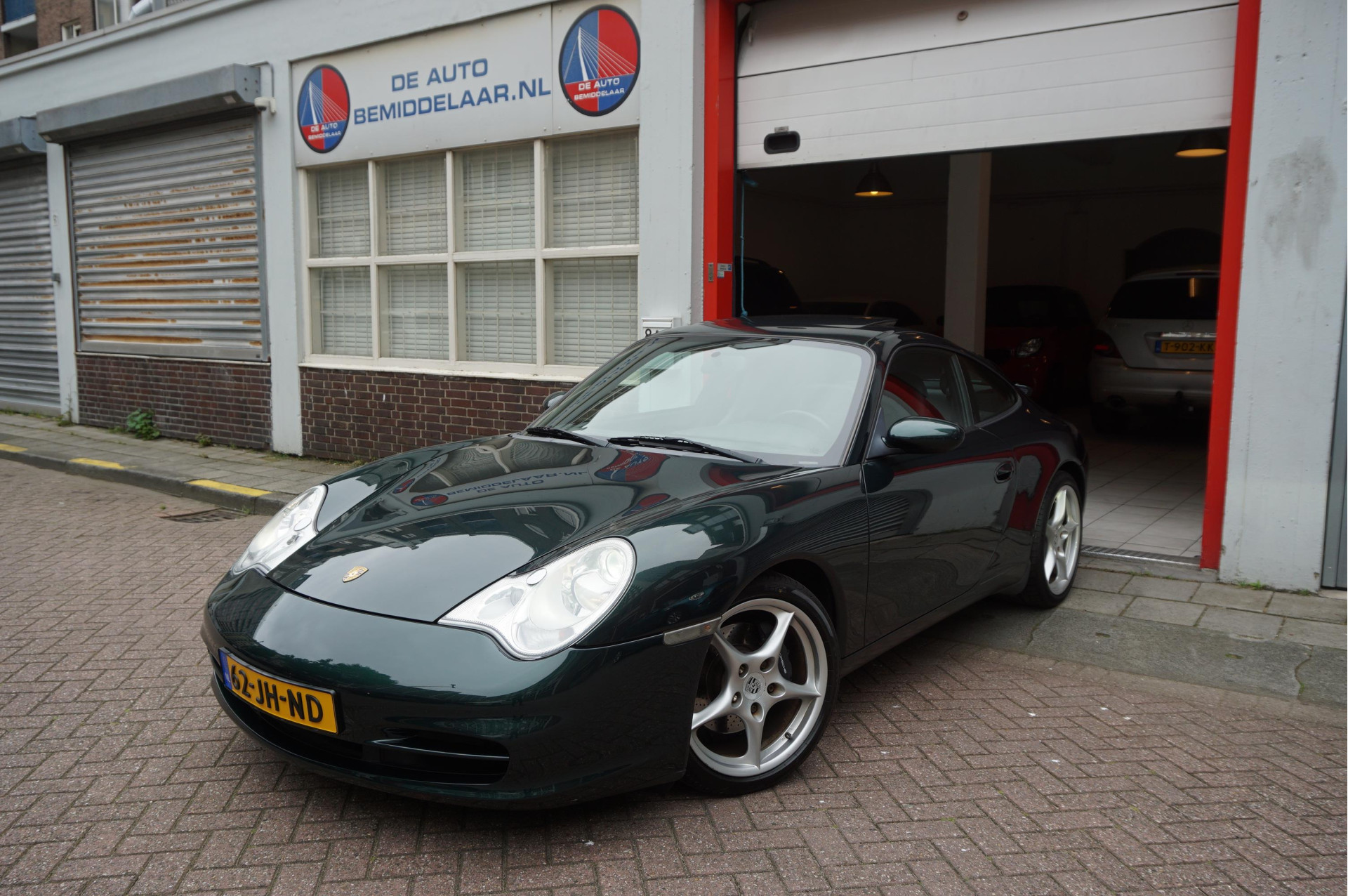 Porsche 911 Carrera 3.6 Coupé Carrera (996.2) NL Auto Porsche onderhouden 2002 - voorkant