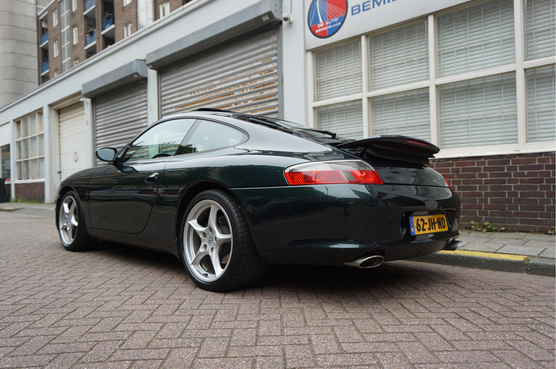 Foto van Porsche 911 Carrera