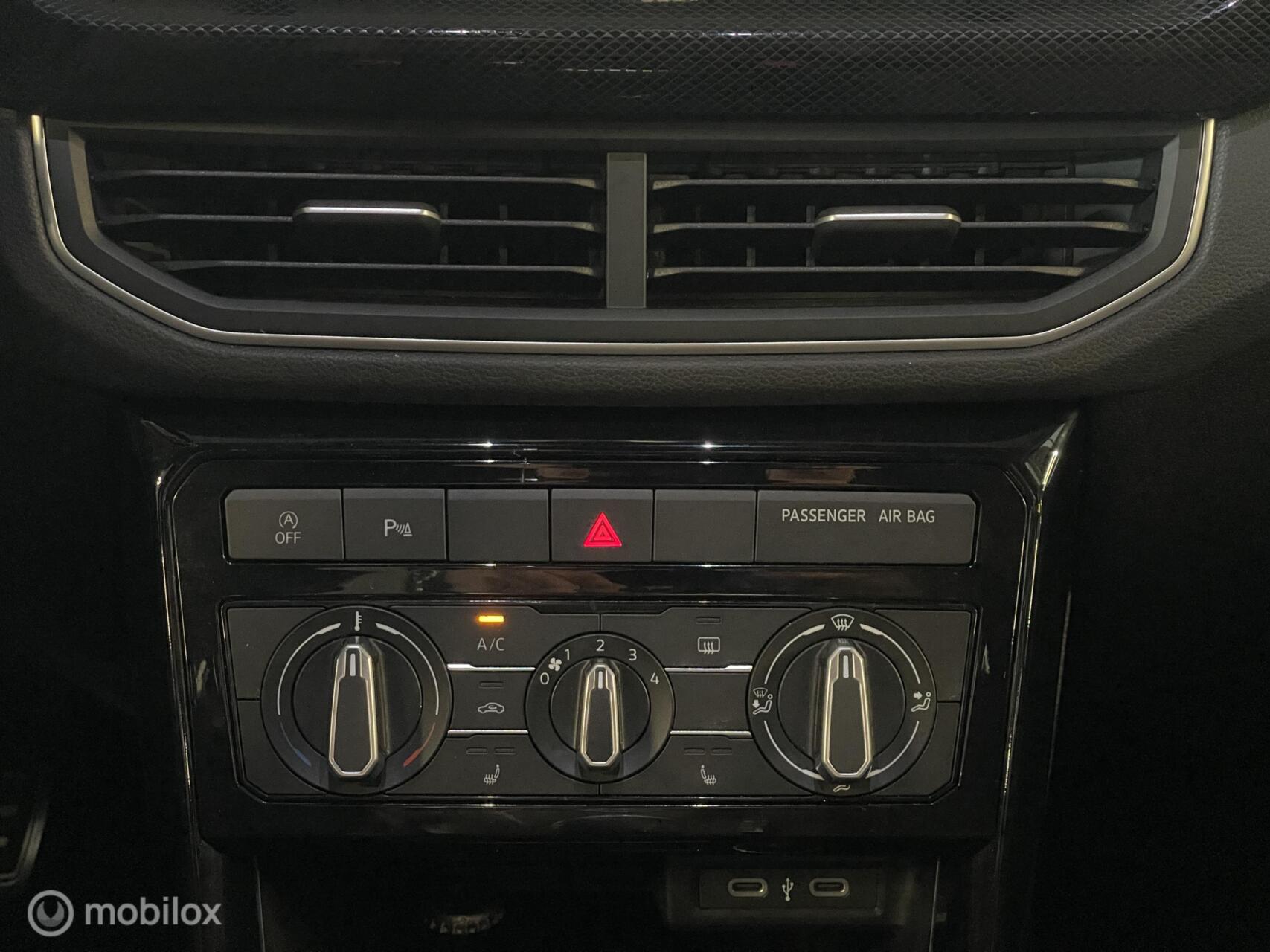 Foto van Volkswagen T-cross