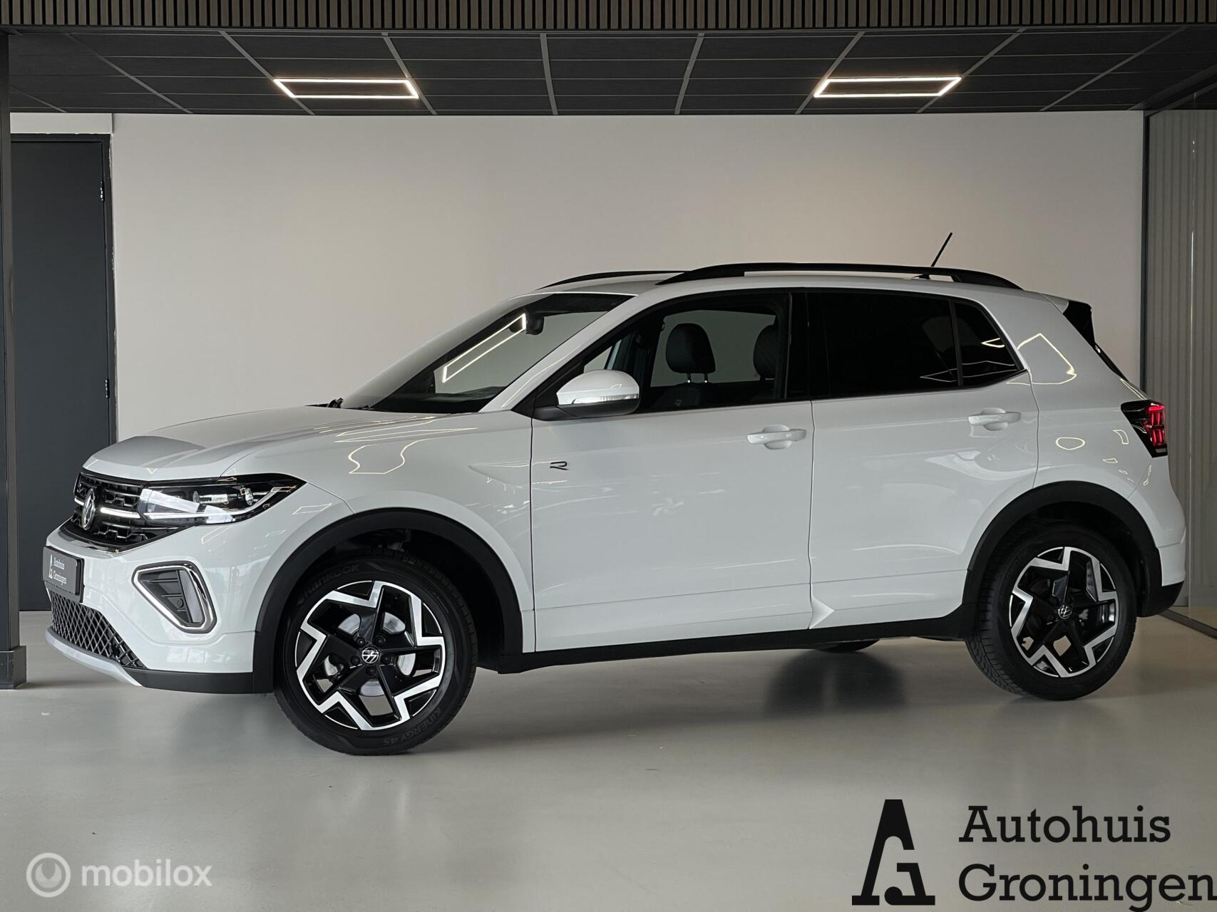 Volkswagen T-cross R-Line | Virtual Cockpit | Stoelverwarming | BTW-auto 2025 - voorkant