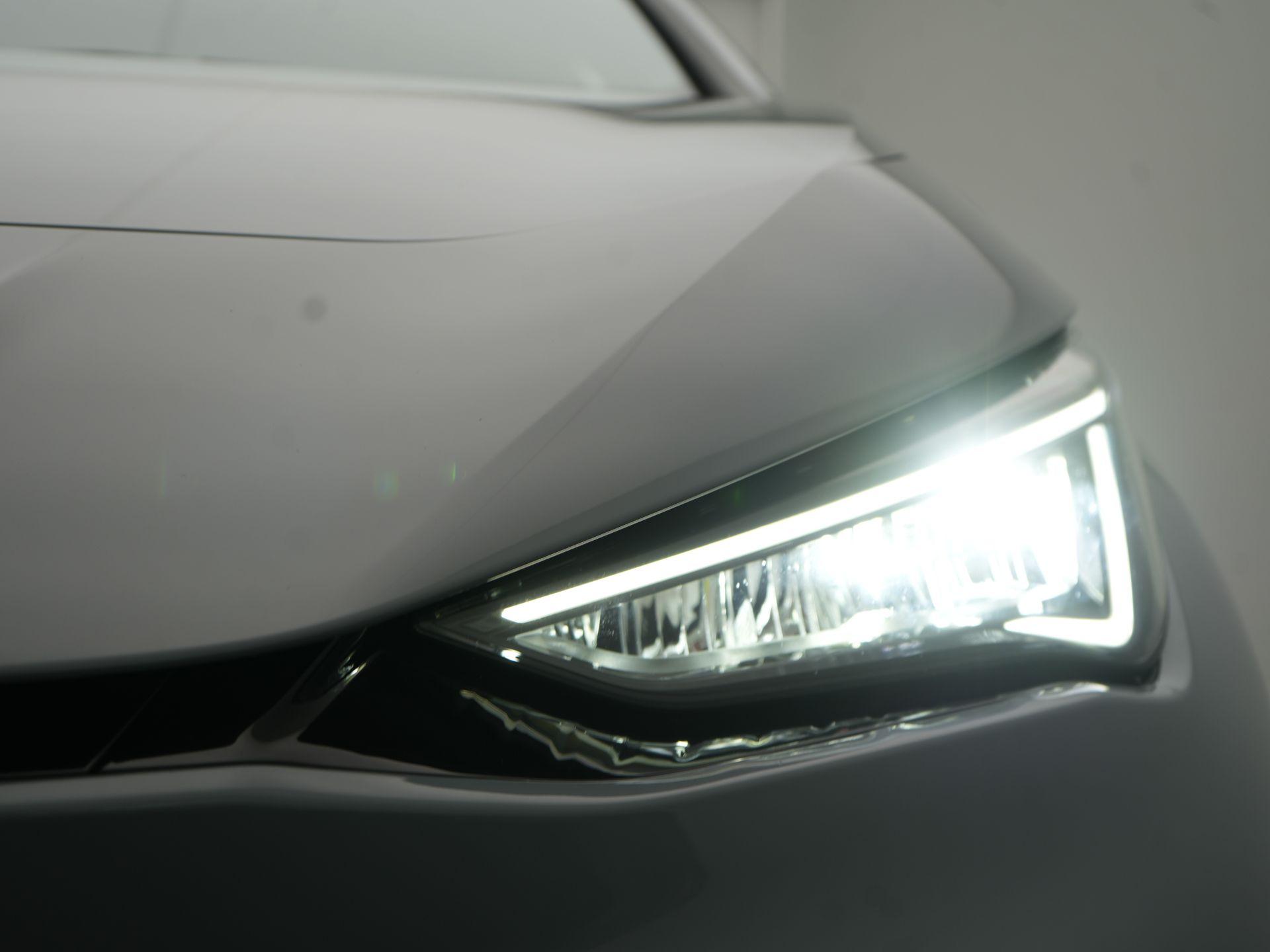 Foto van Cupra Born 150 KW 58/62 KWH