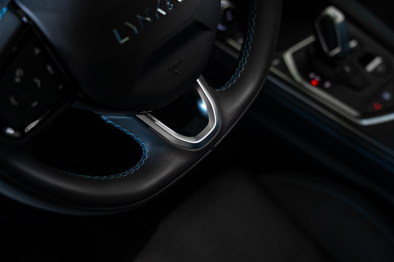 Foto van Lynk&co LYNK & Co 01