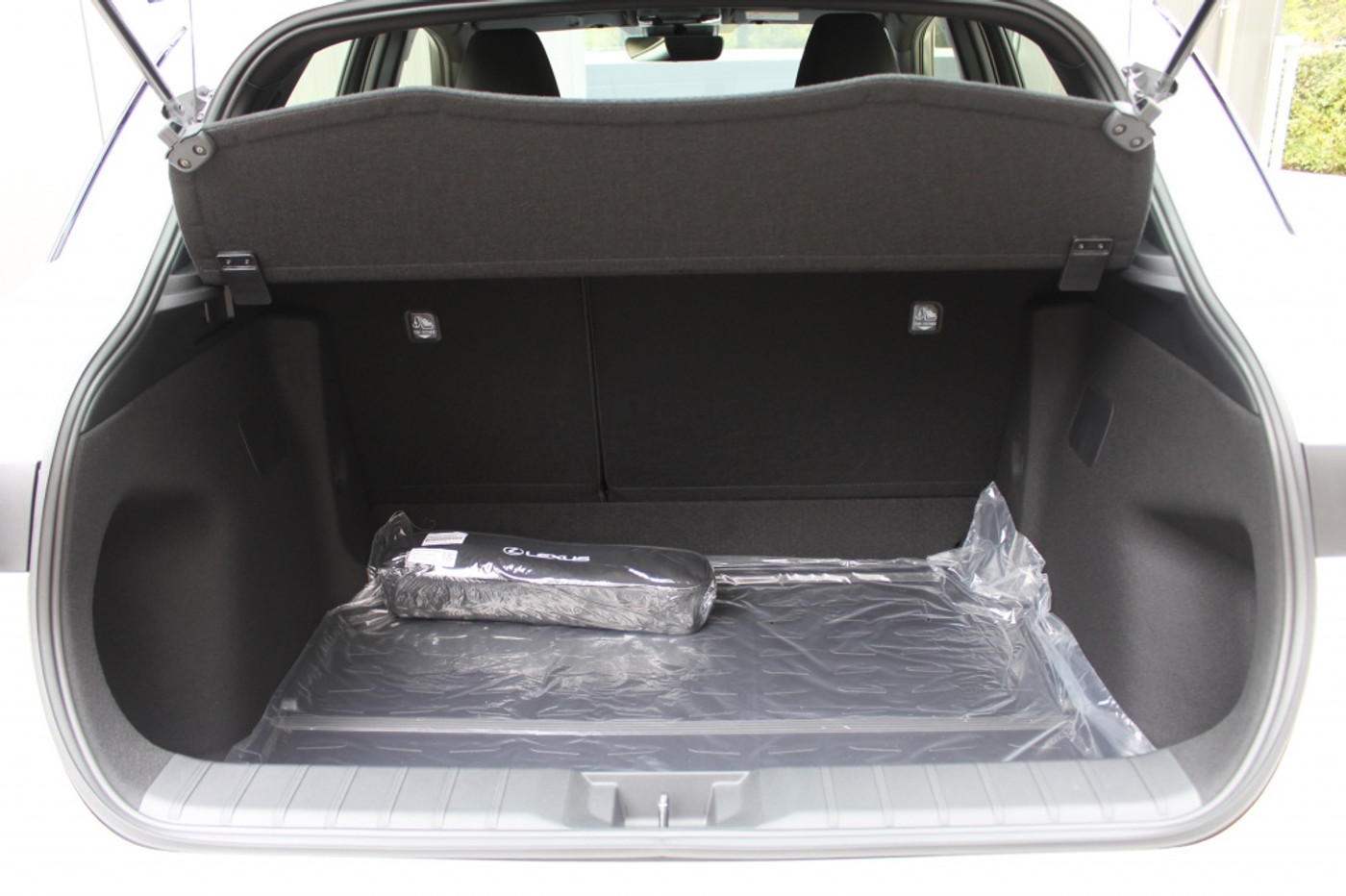 Foto van Lexus Lexus LBX