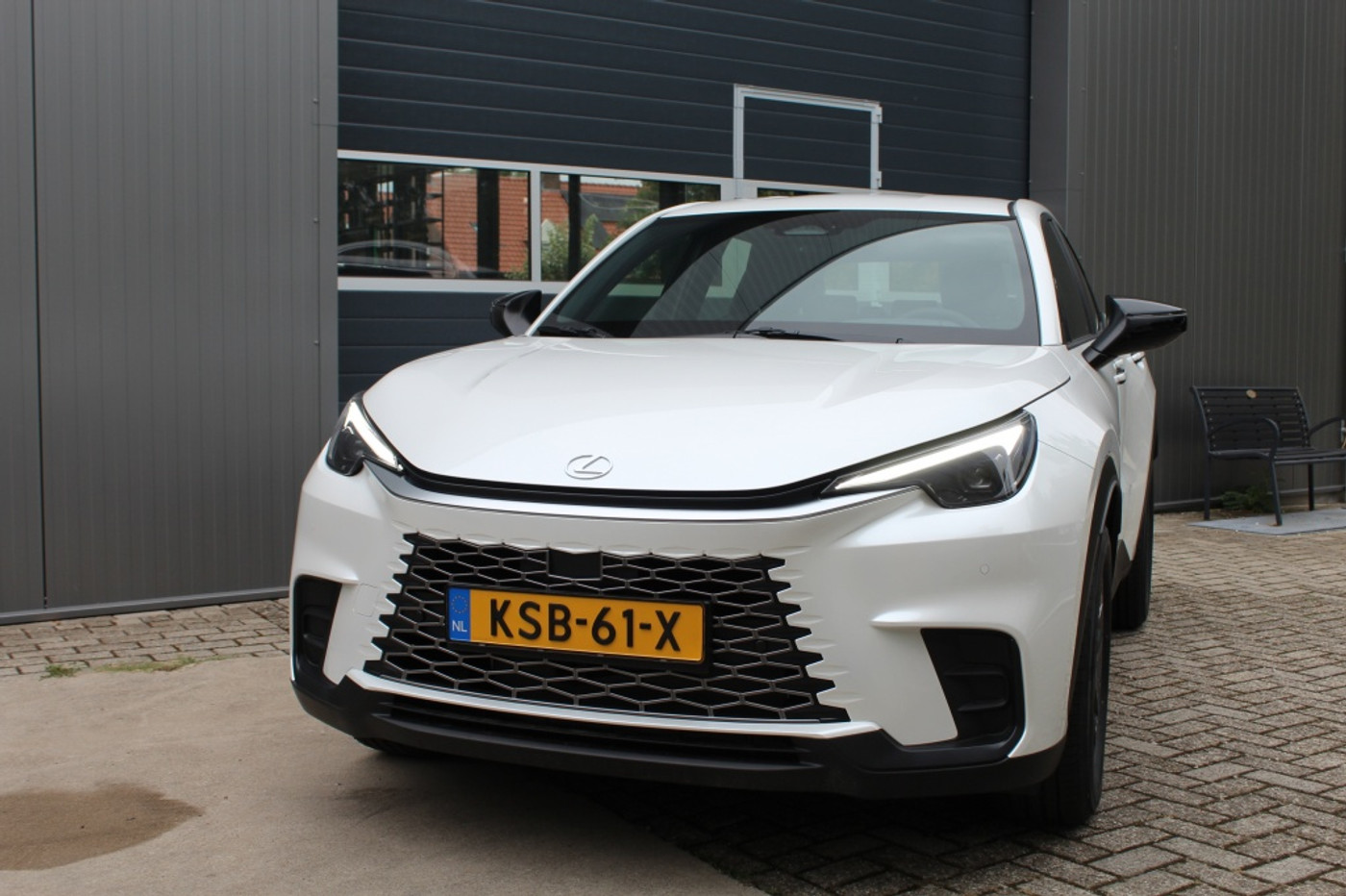 Foto van Lexus Lexus LBX