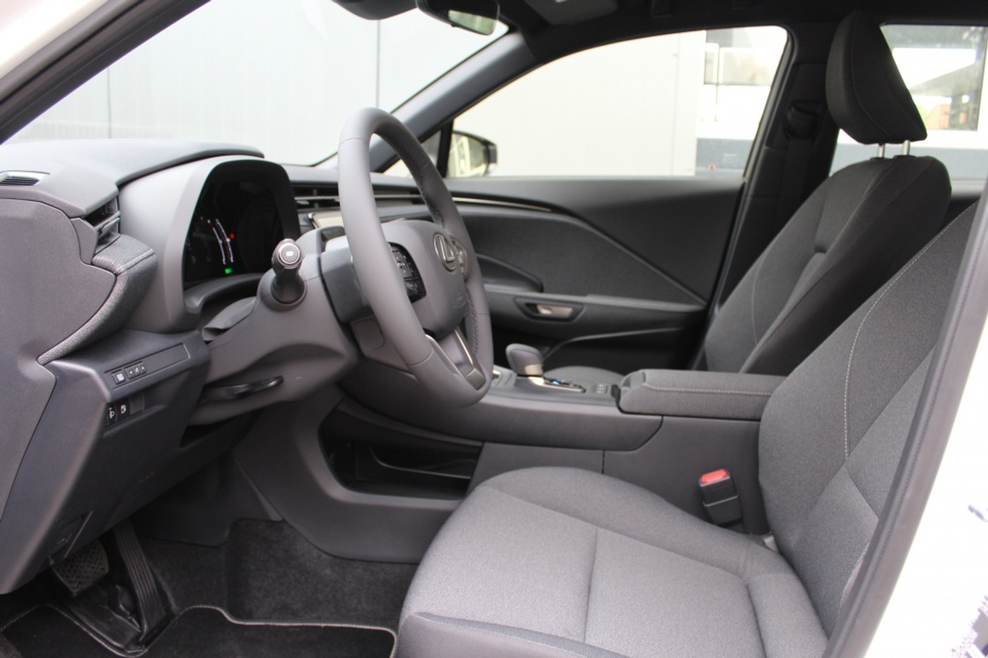 Foto van Lexus Lexus LBX