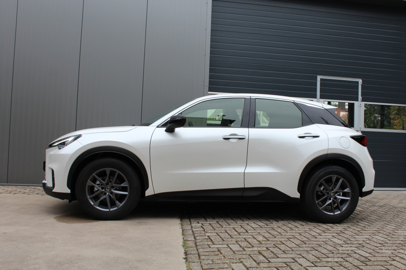 Foto van Lexus Lexus LBX