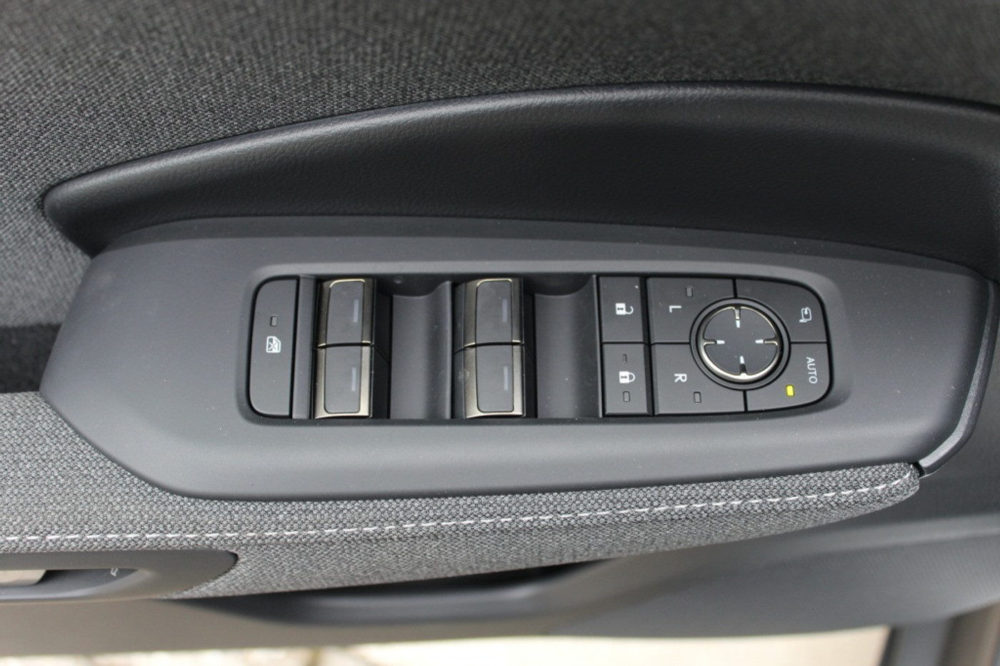 Foto van Lexus Lexus LBX