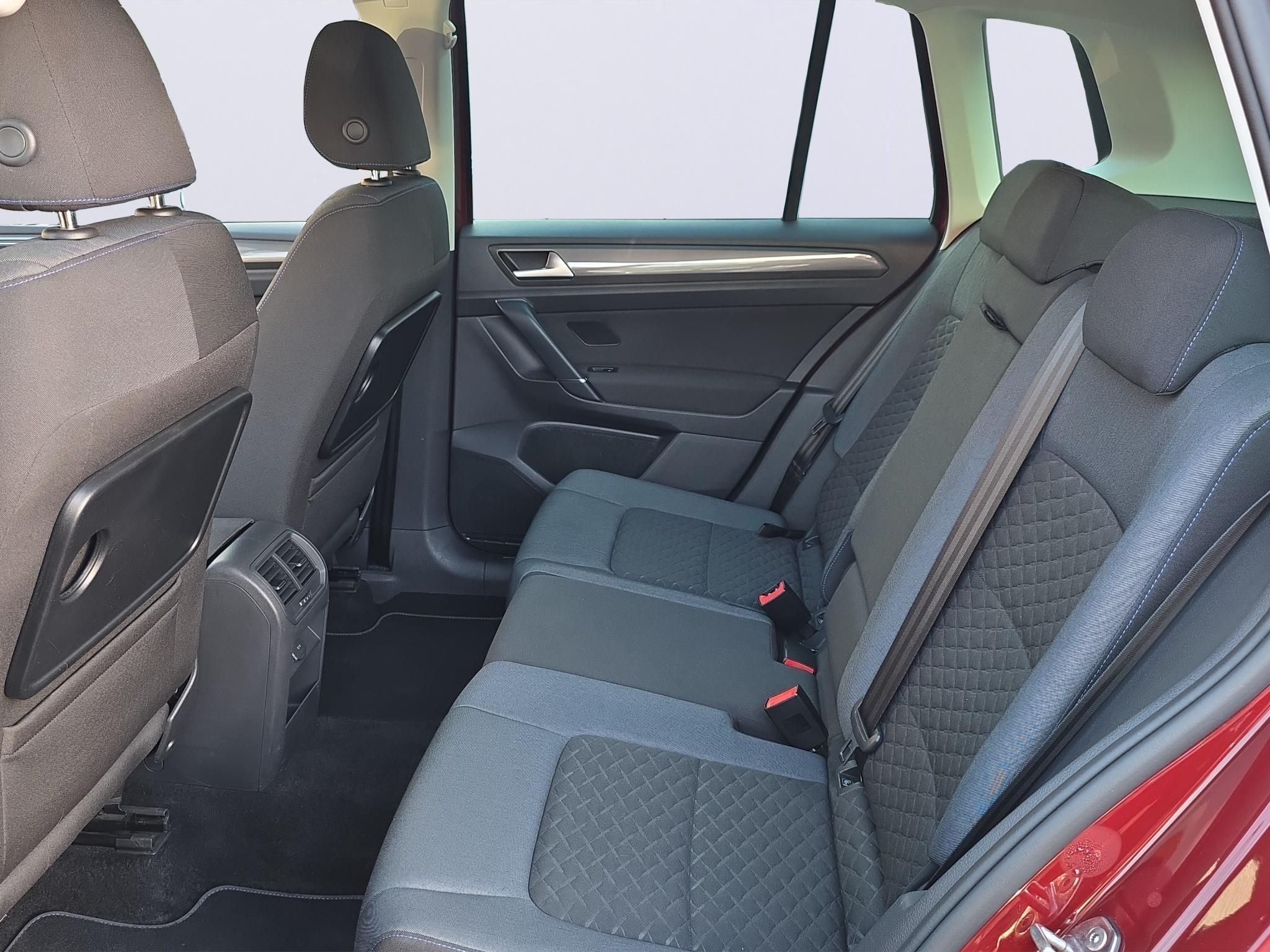 Foto van Volkswagen Golf Sportsvan