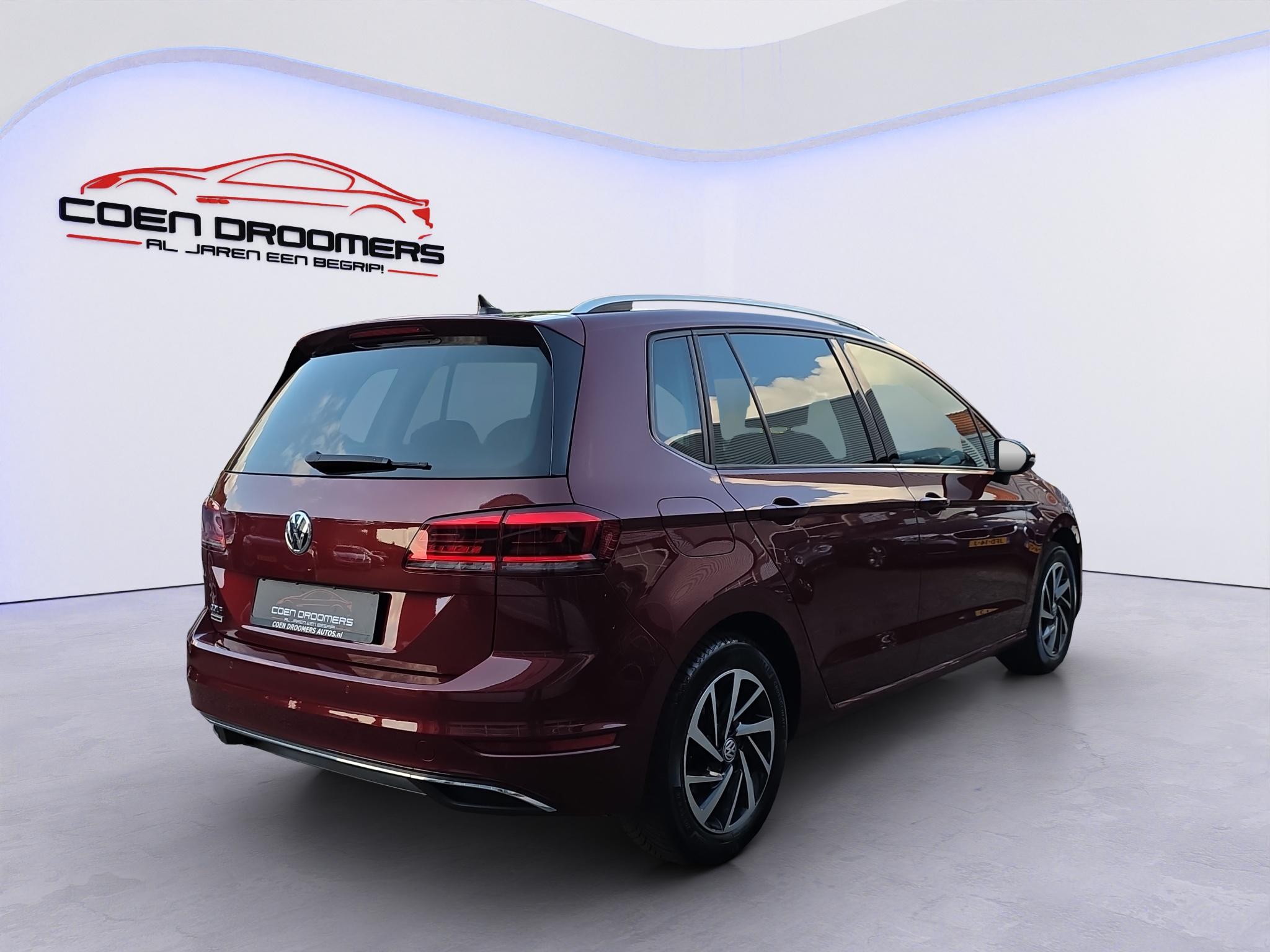 Foto van Volkswagen Golf Sportsvan