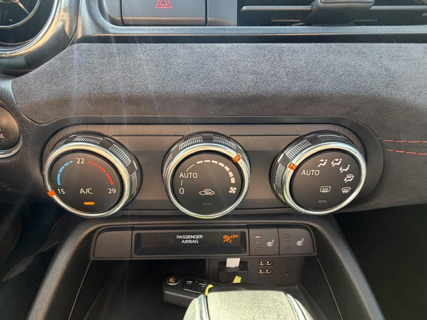 Foto van Fiat Abarth 124 Spider
