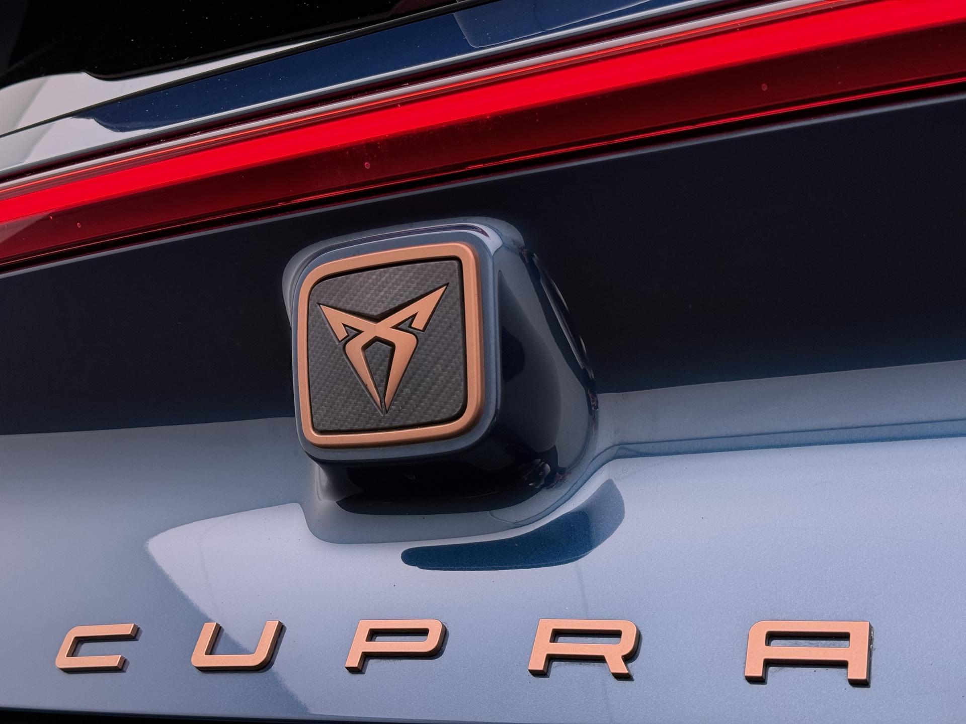 Foto van Cupra Born 150 KW 58/62 KWH