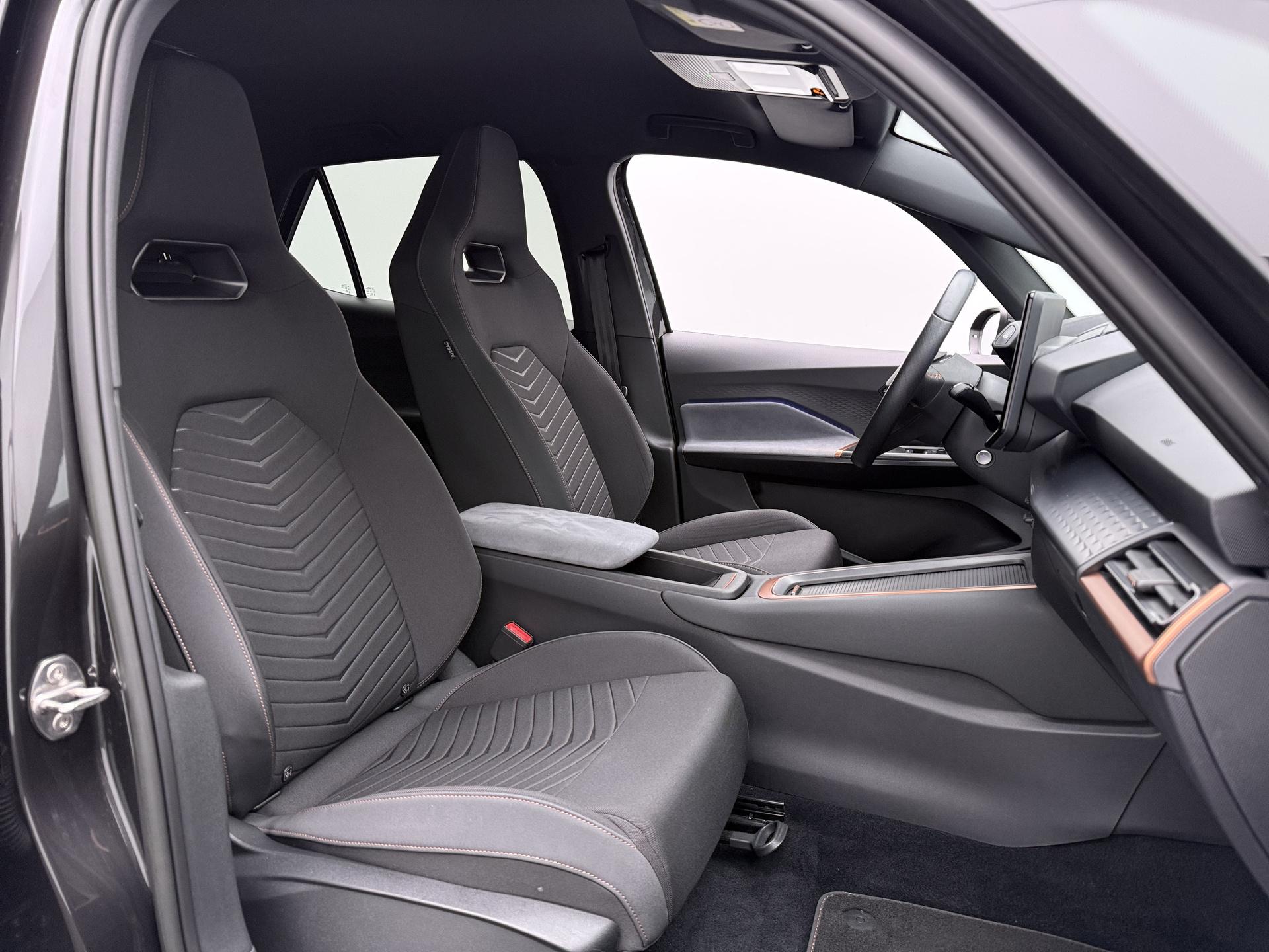Foto van Cupra Born 150 KW 58/62 KWH