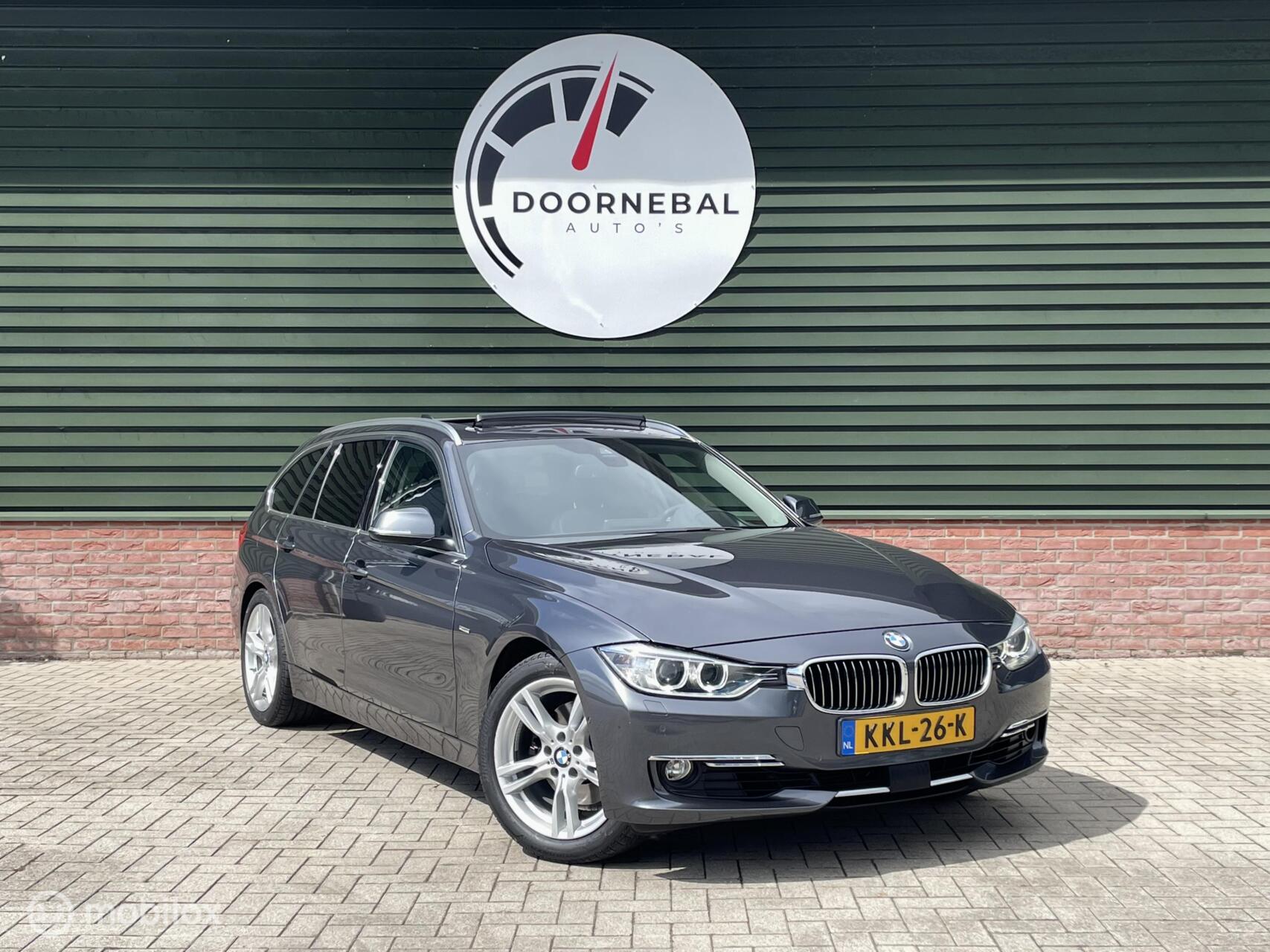 BMW 3-serie Touring 328i Luxury / KEURIG / PANORAMA / DAB 2013 - voorkant