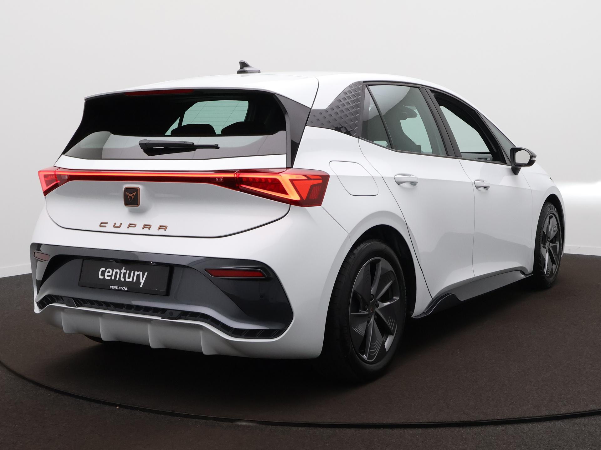 Foto van Cupra Born 150 KW 58/62 KWH