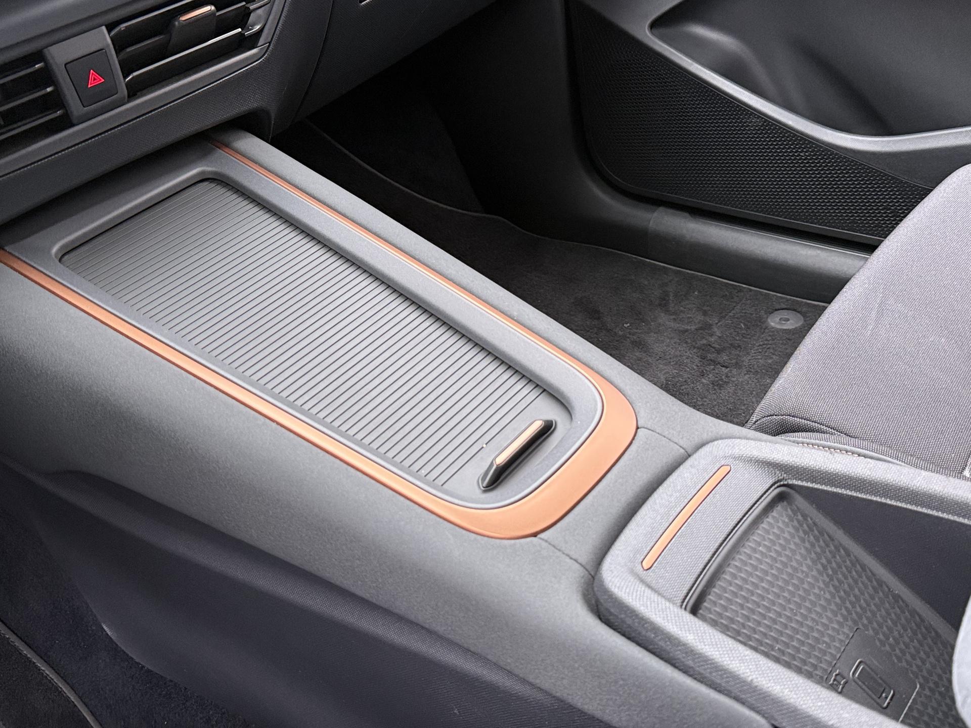 Foto van Cupra Born 150 KW 58/62 KWH