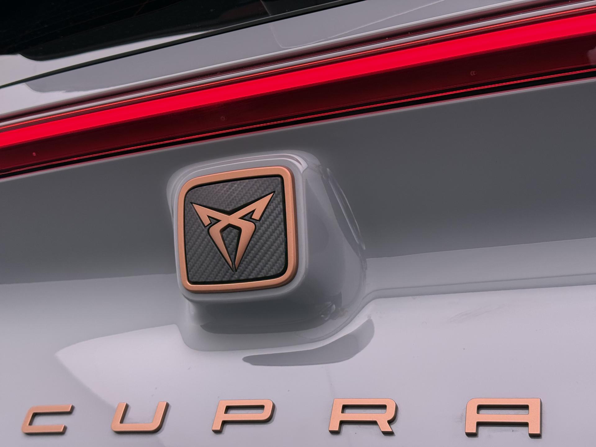 Foto van Cupra Born 150 KW 58/62 KWH