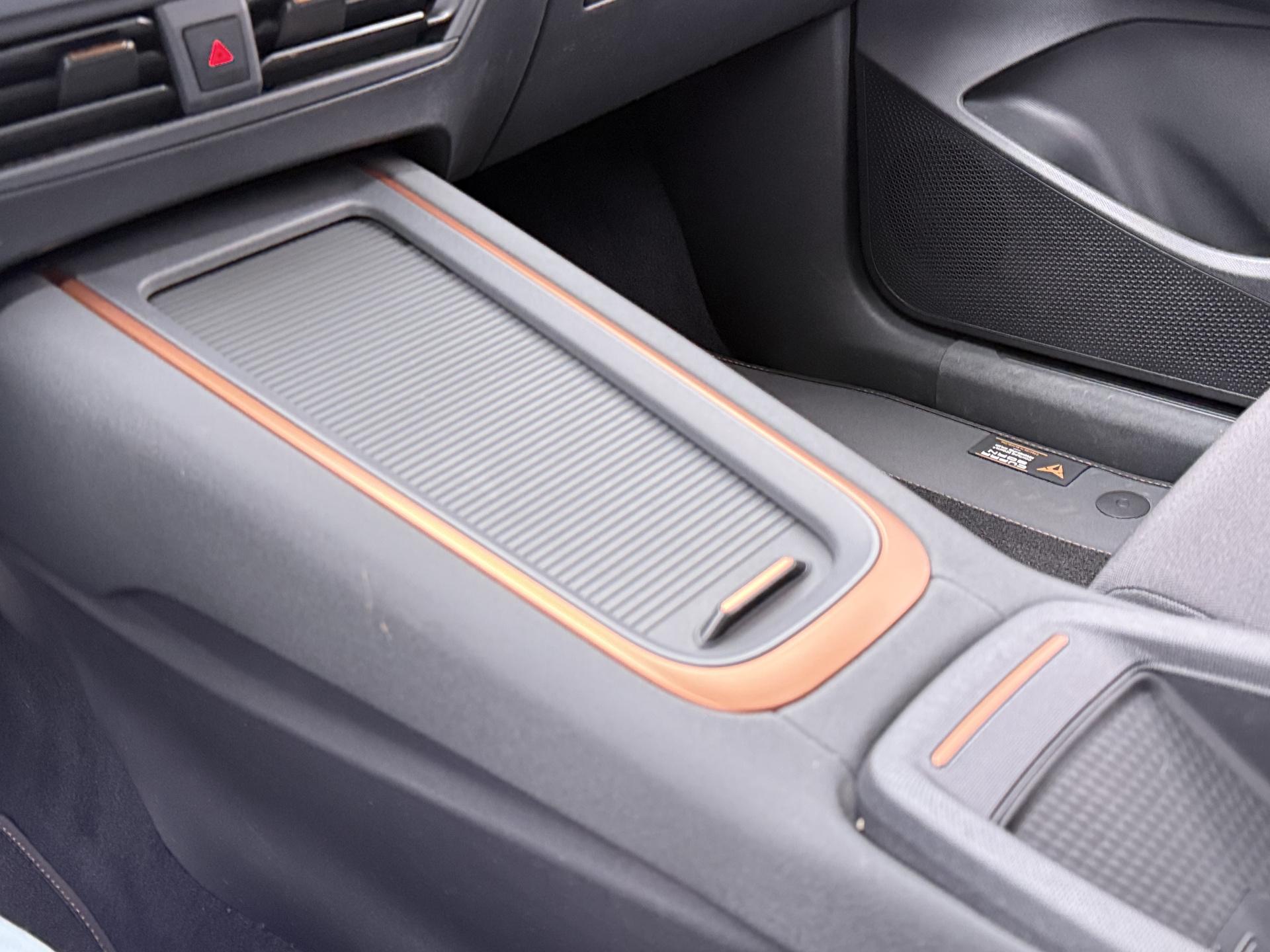 Foto van Cupra Born 150 KW 58/62 KWH