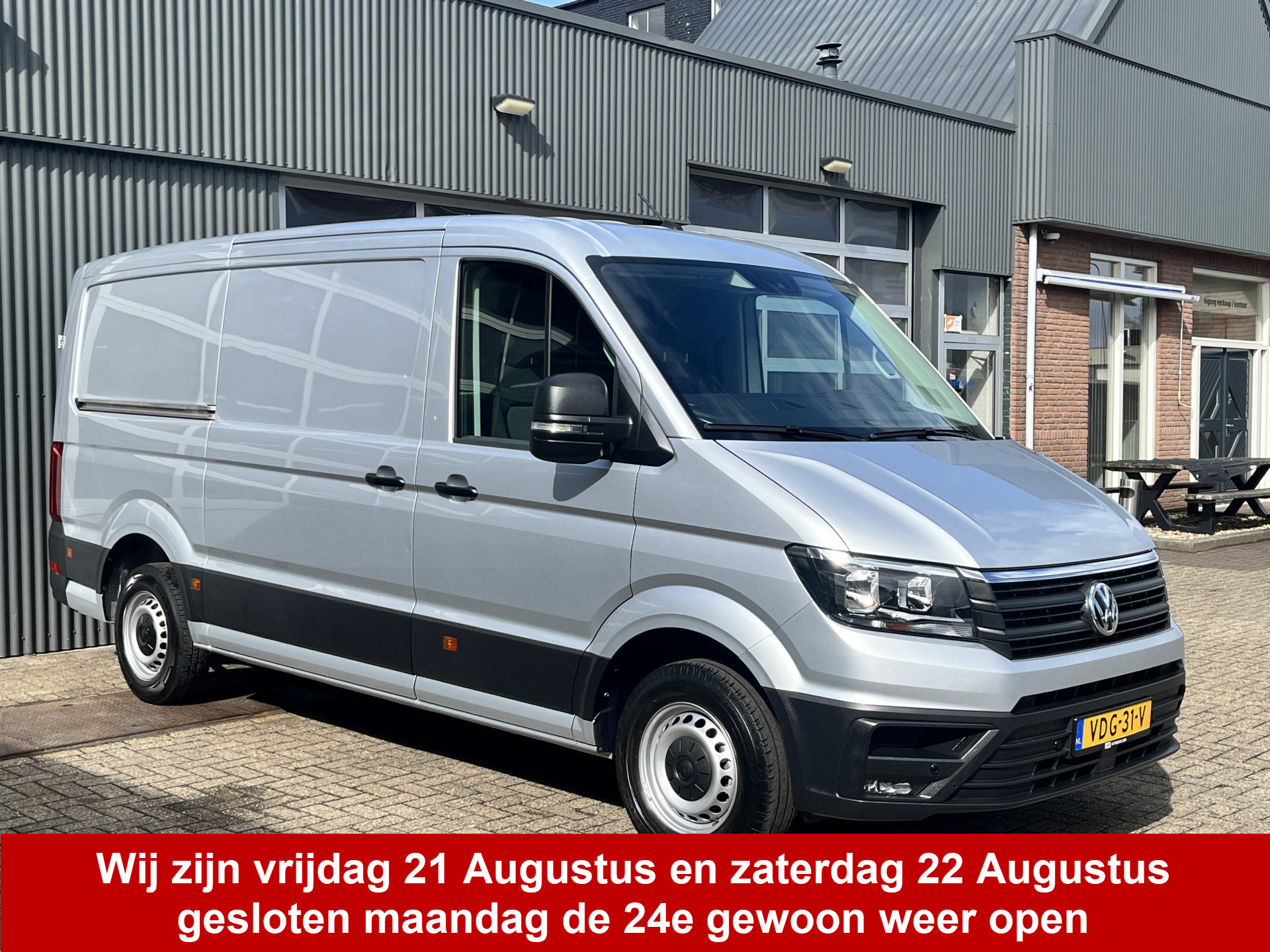 Volkswagen Crafter 35 2.0 TDI L3H3 DC 2019 - voorkant
