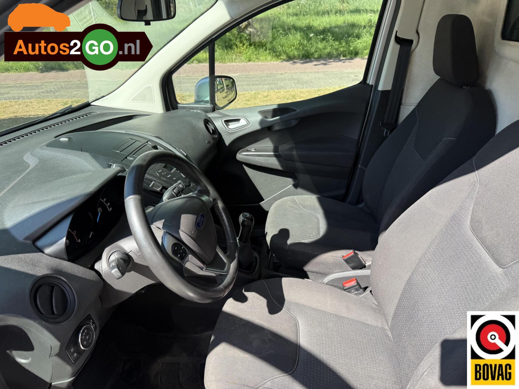 Foto van Ford Transit Courier