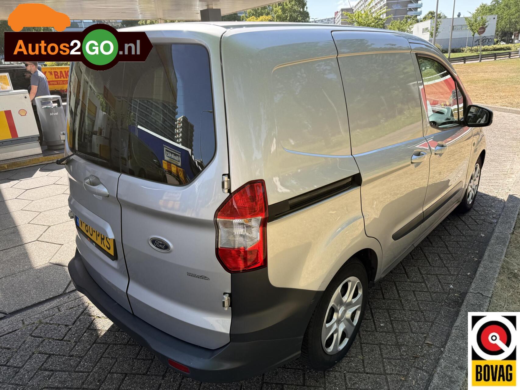 Foto van Ford Transit Courier
