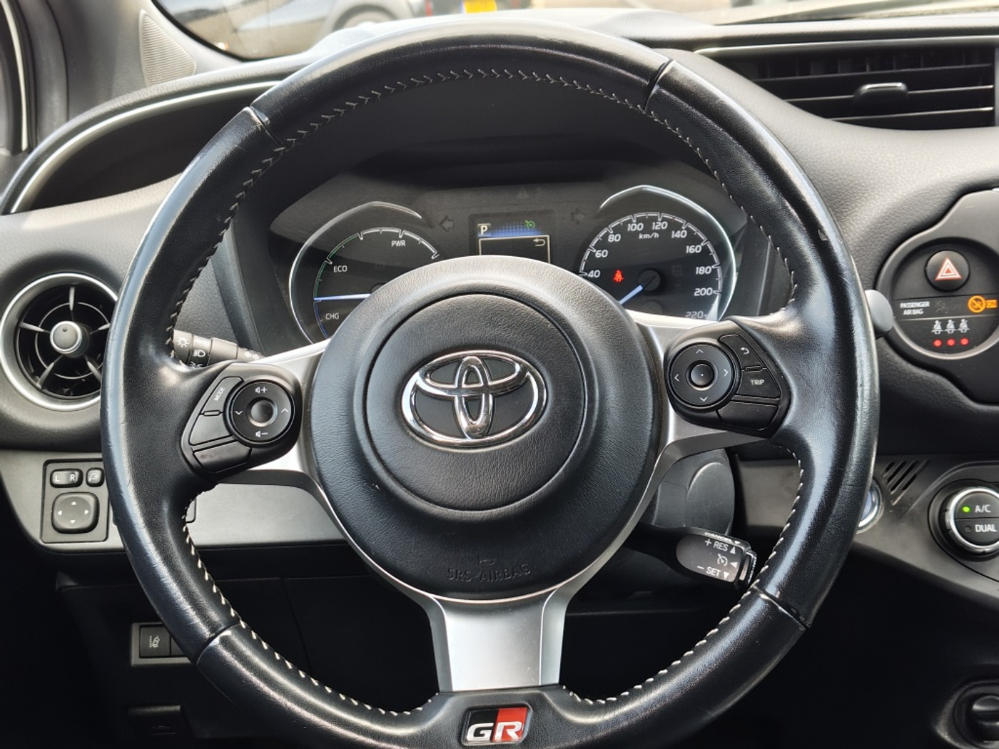 Foto van Toyota Toyota Yaris Hybrid