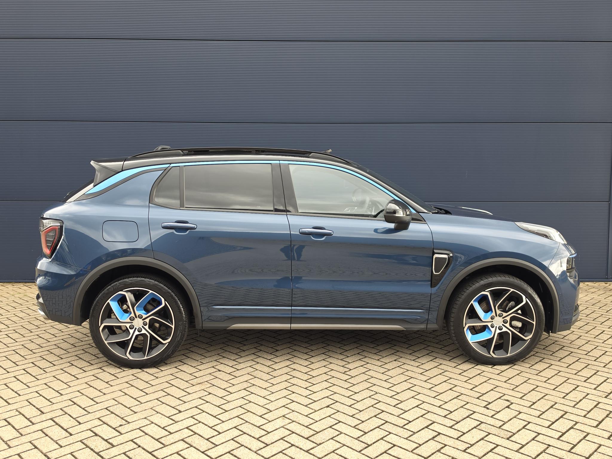 Foto van Lynk&co LYNK & Co 01