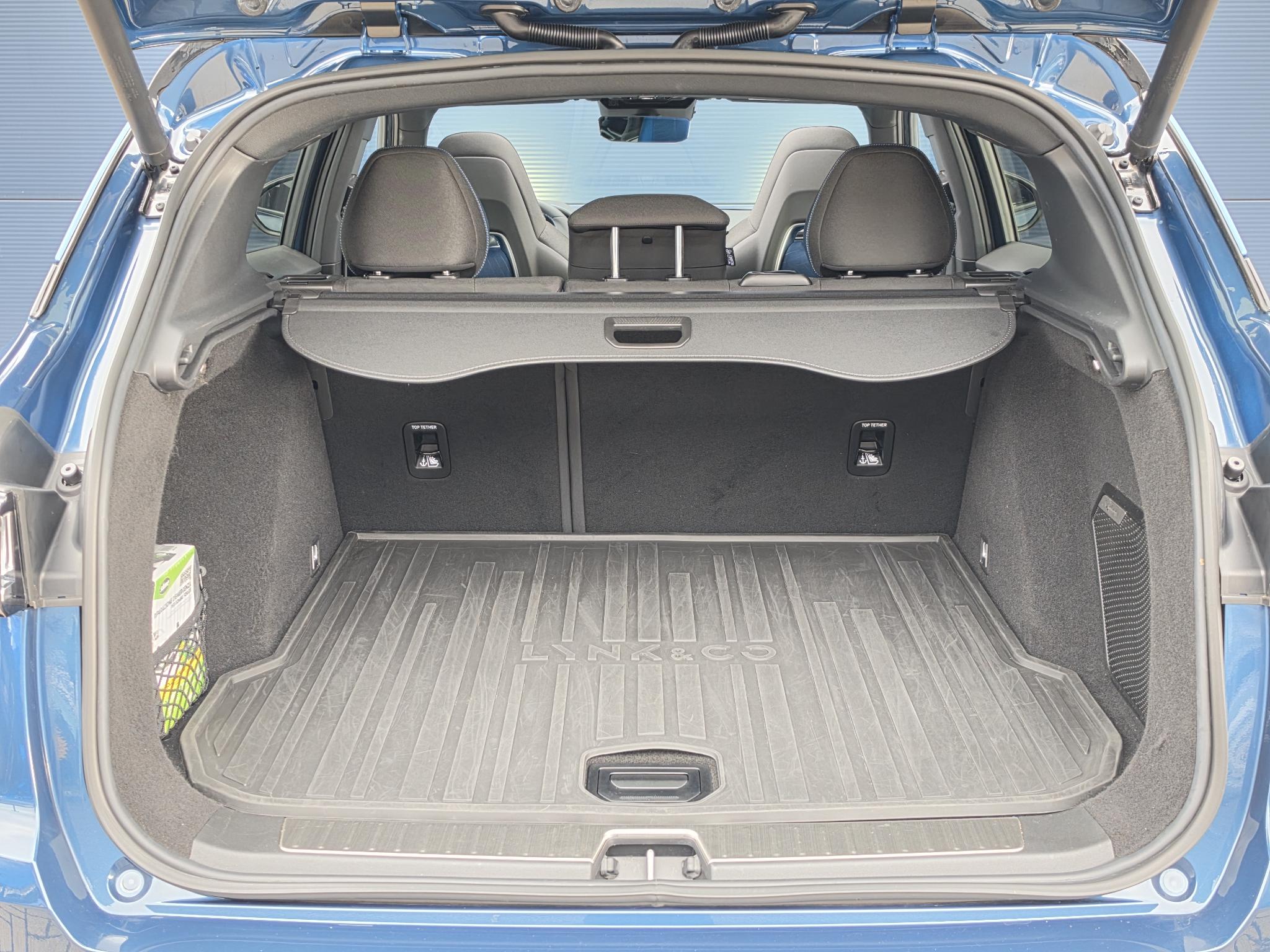 Foto van Lynk&co LYNK & Co 01