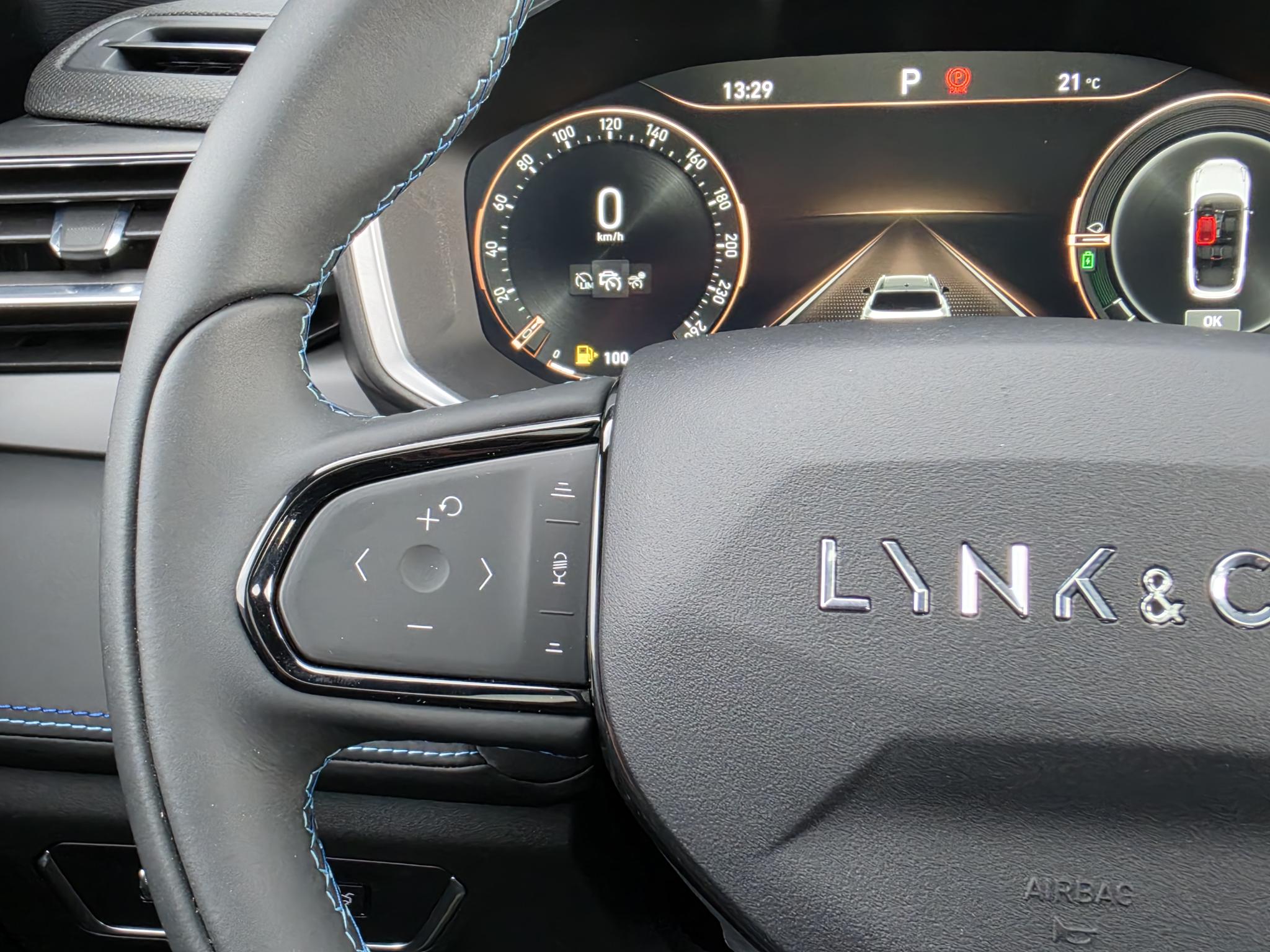 Foto van Lynk&co LYNK & Co 01
