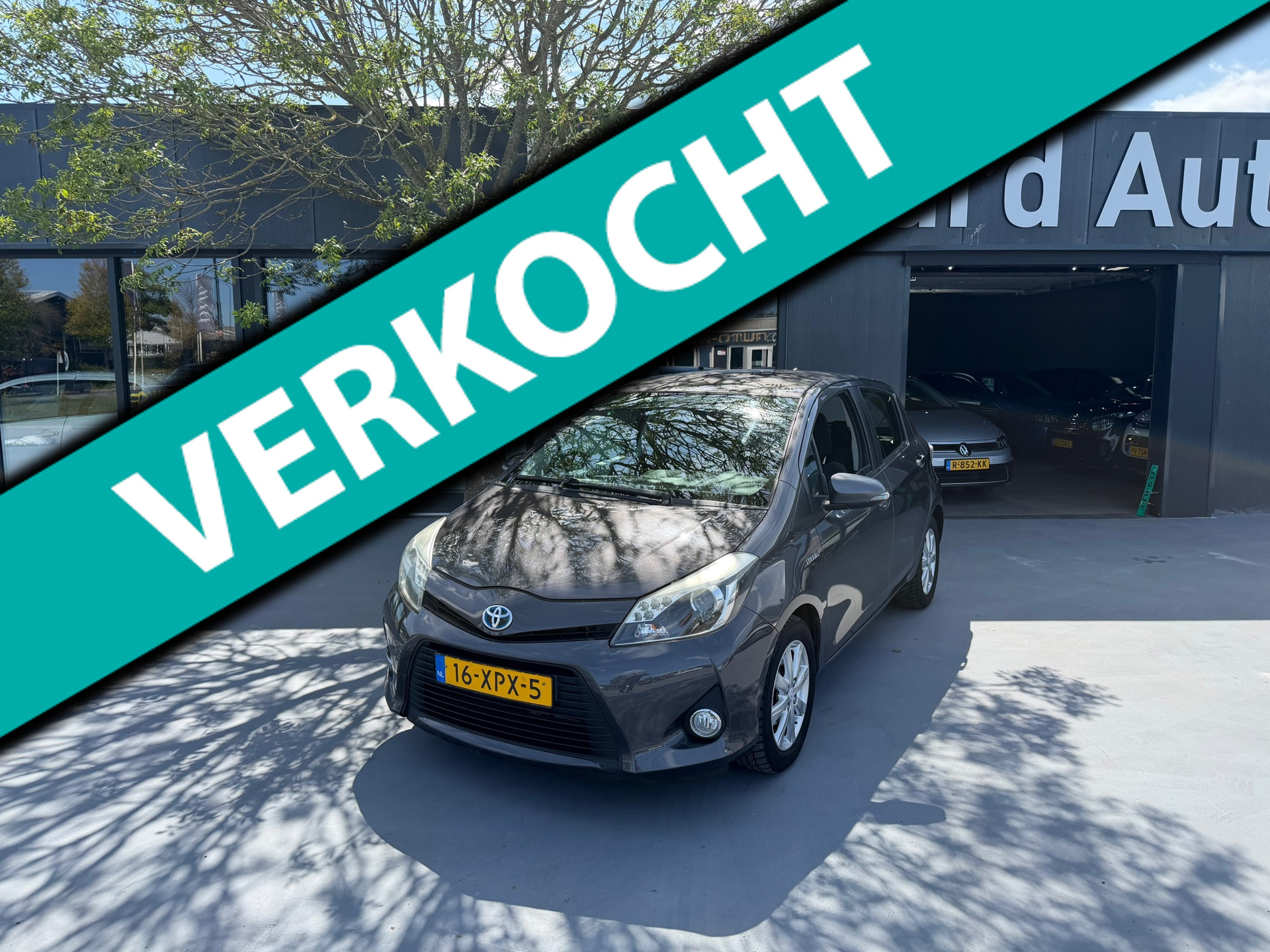 Toyota Toyota Yaris Hybrid 1.5 Full Hybrid Aspiration/automaat/ Aiirco/cruise/camera/NAP/1e eigenaar/12 maanden garantie 2012 - voorkant