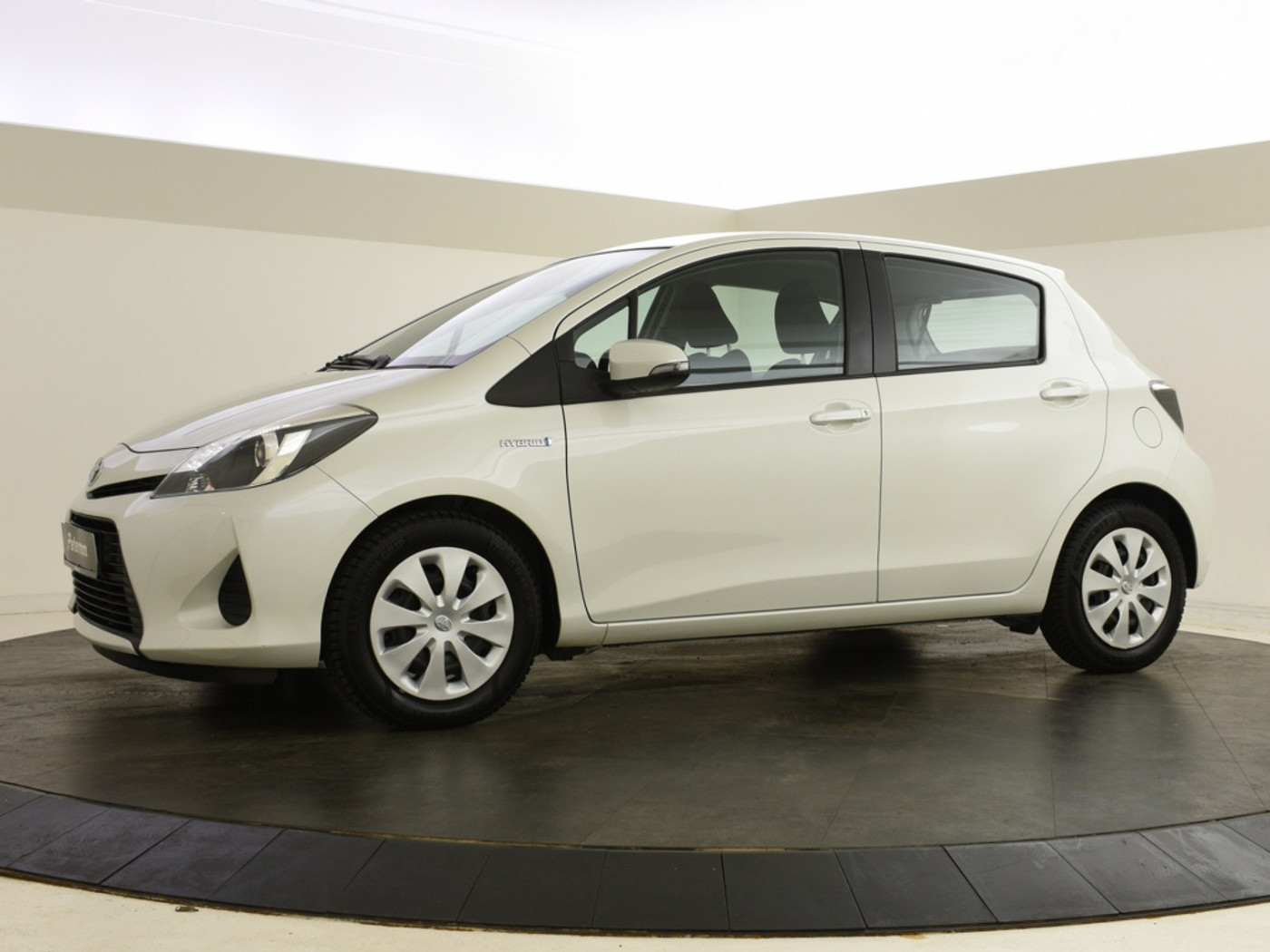 Foto van Toyota Toyota Yaris Hybrid