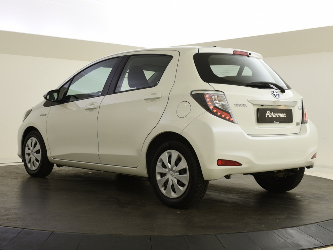 Foto van Toyota Toyota Yaris Hybrid